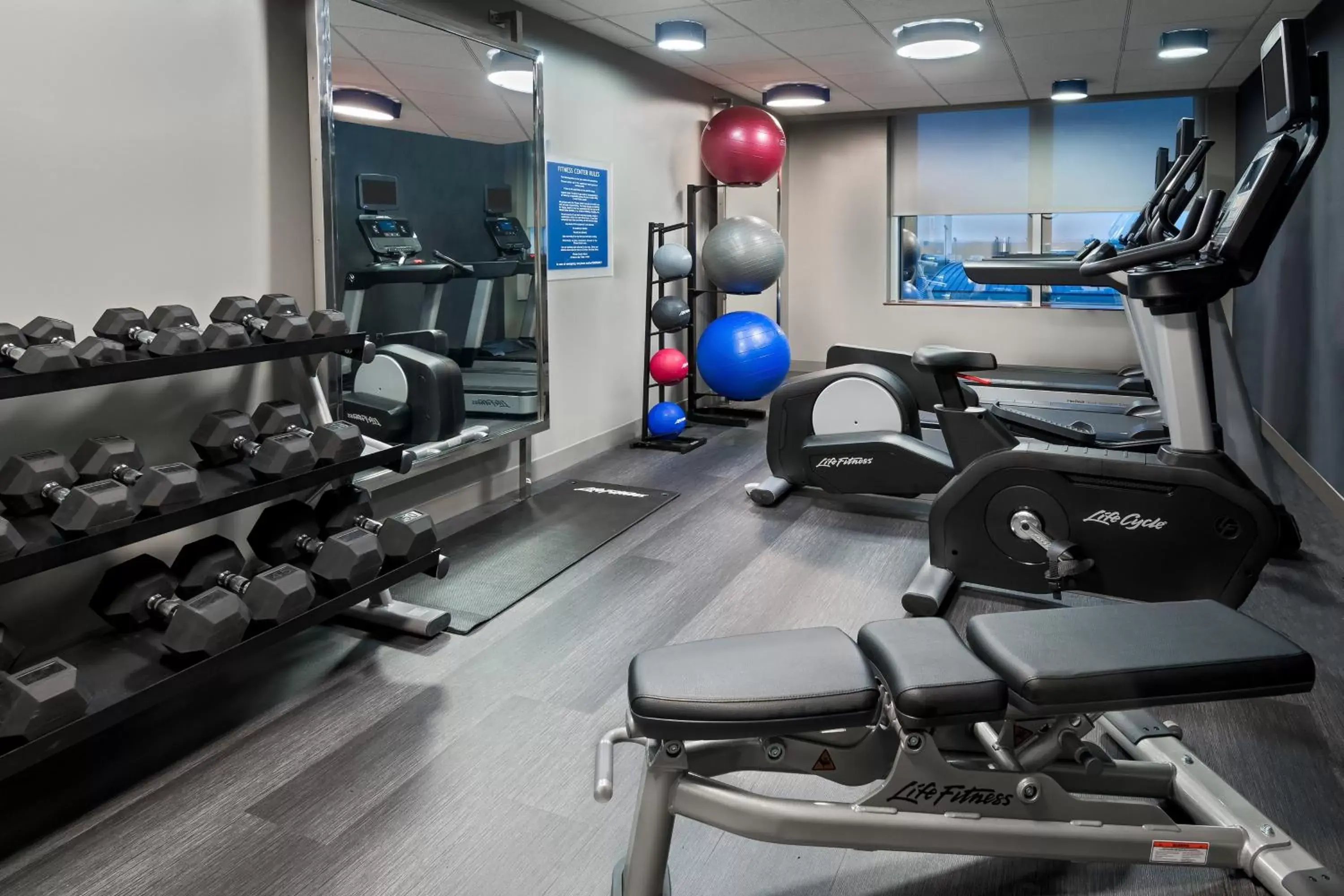 Fitness centre/facilities, Fitness Center/Facilities in Four Points Huntsville Airport