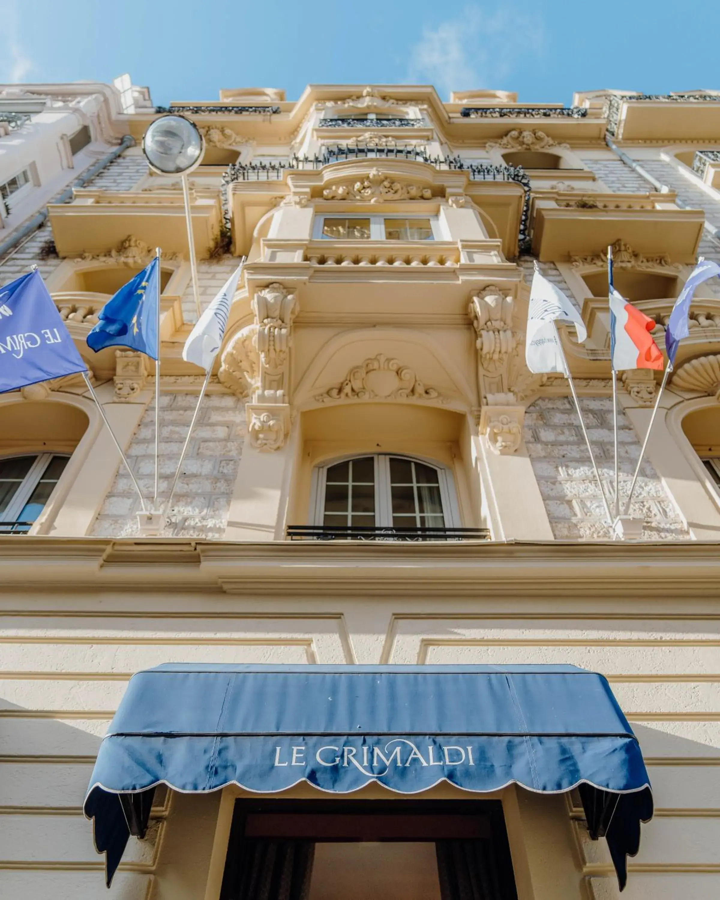 Facade/entrance in Hotel Le Grimaldi by Happyculture