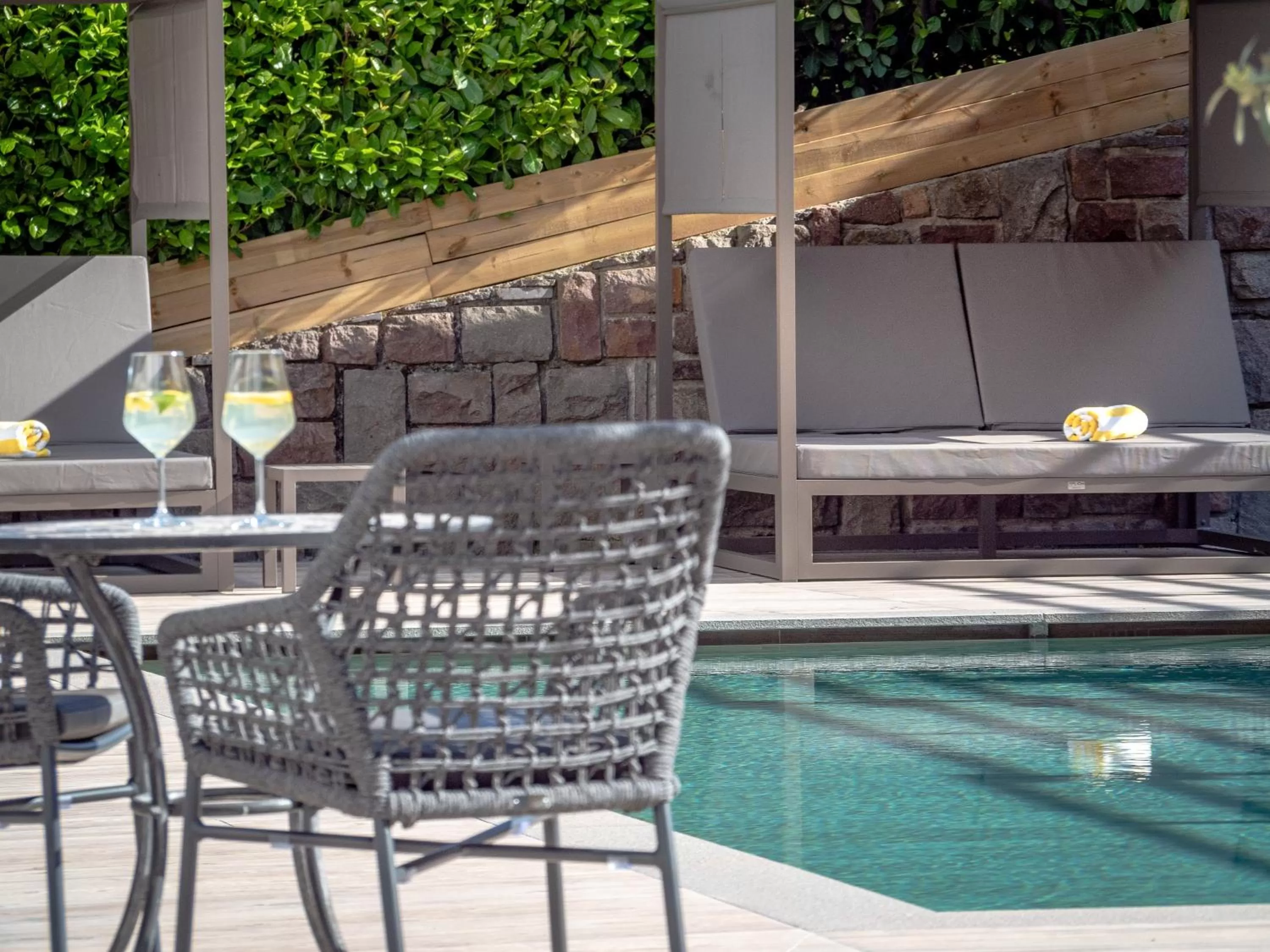 Swimming pool in Residence Garni Hotel Vineus