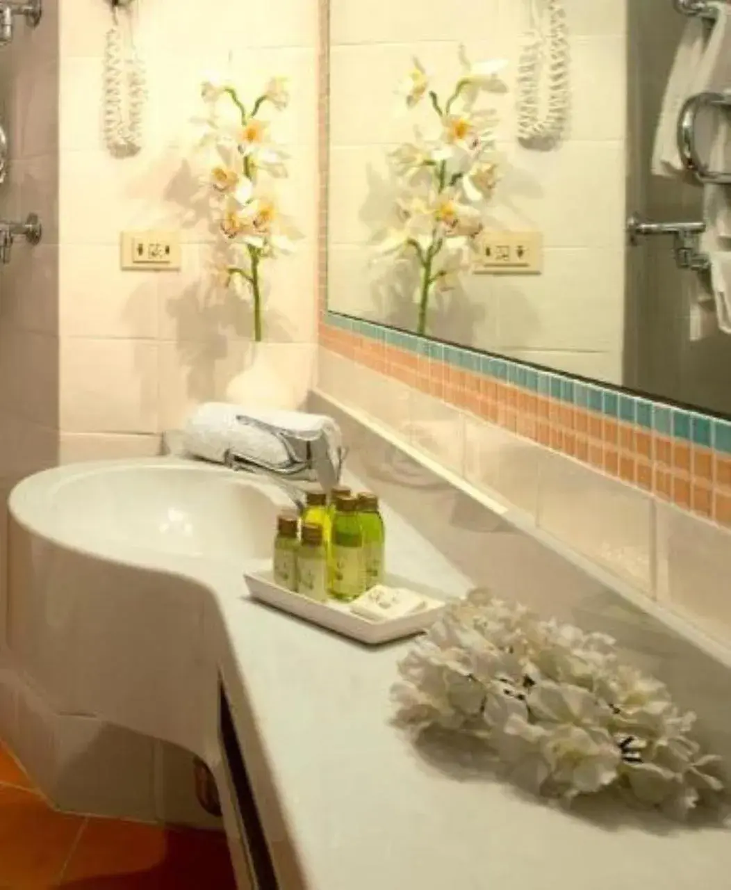 Bathroom in De La Pace- Sure Hotel Collection by Best Western