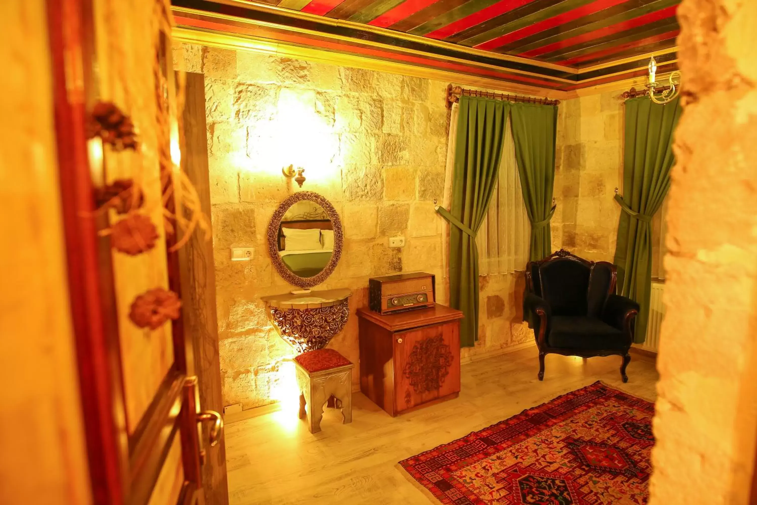 108 COMFORT STONE ROOM in Bedrock Cave Hotel 108 COMFORT STONE ROOM in Bedrock Cave Hotel