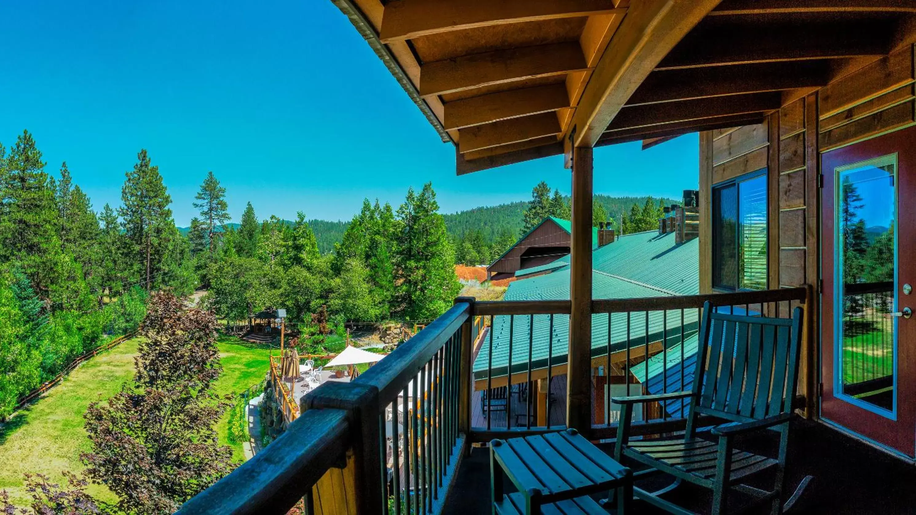 Balcony/Terrace in Callahan's Lodge