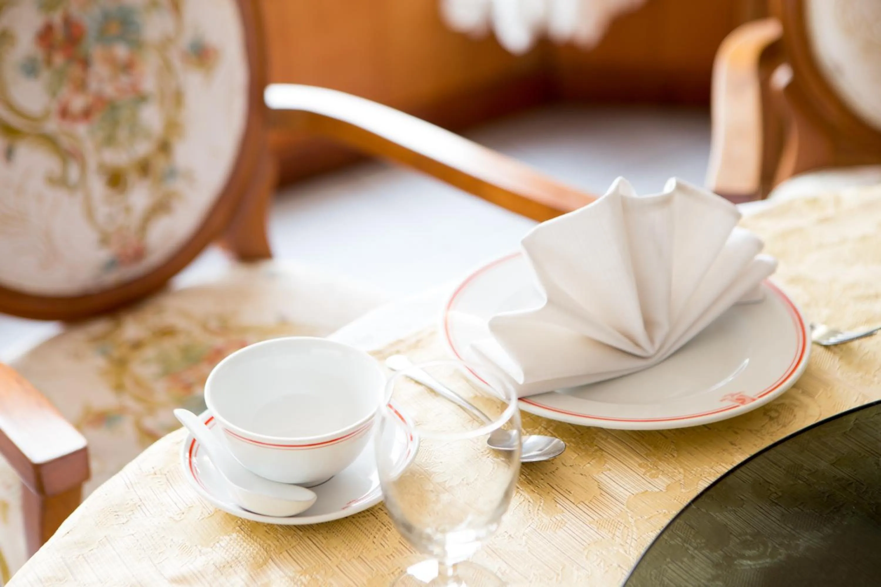 Food and drinks in Phayao Gateway Hotel