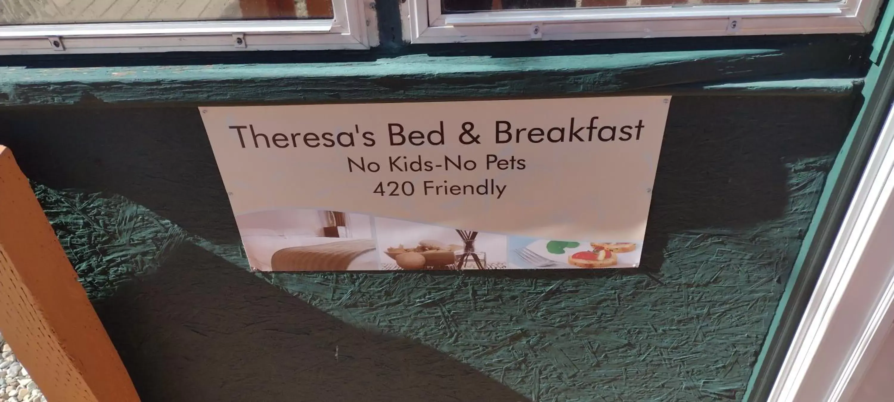 Quiet full-size bed close to town 420 friendly