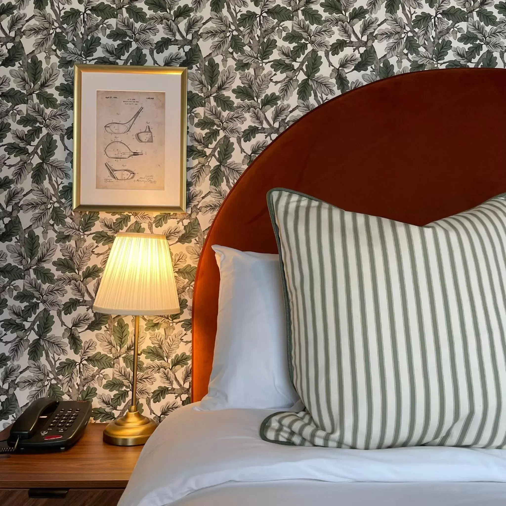 Superior King Room in Pilgrim Hotel Superior King Room in Pilgrim Hotel