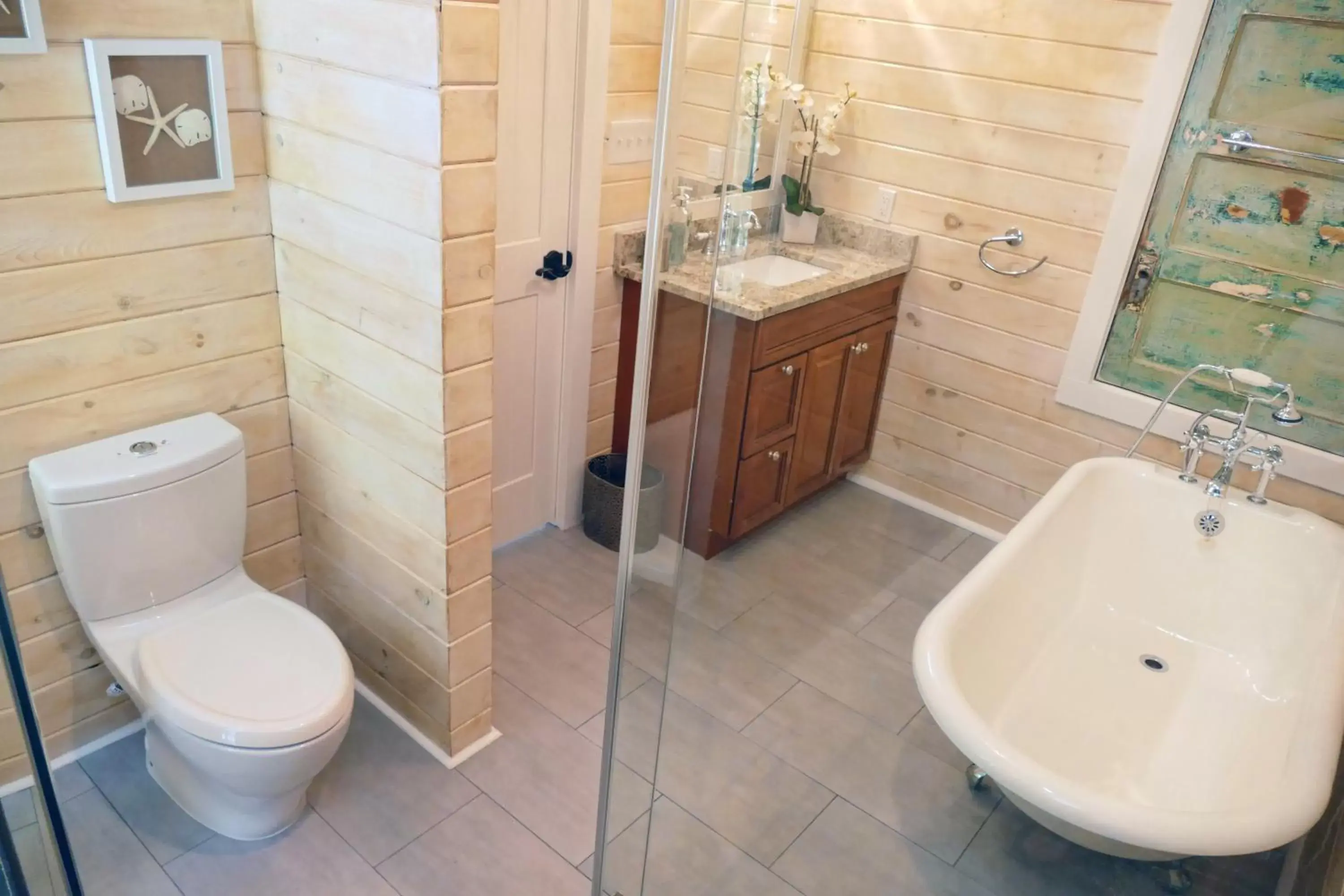 Shower, Bathroom in Beachview Inn and Spa