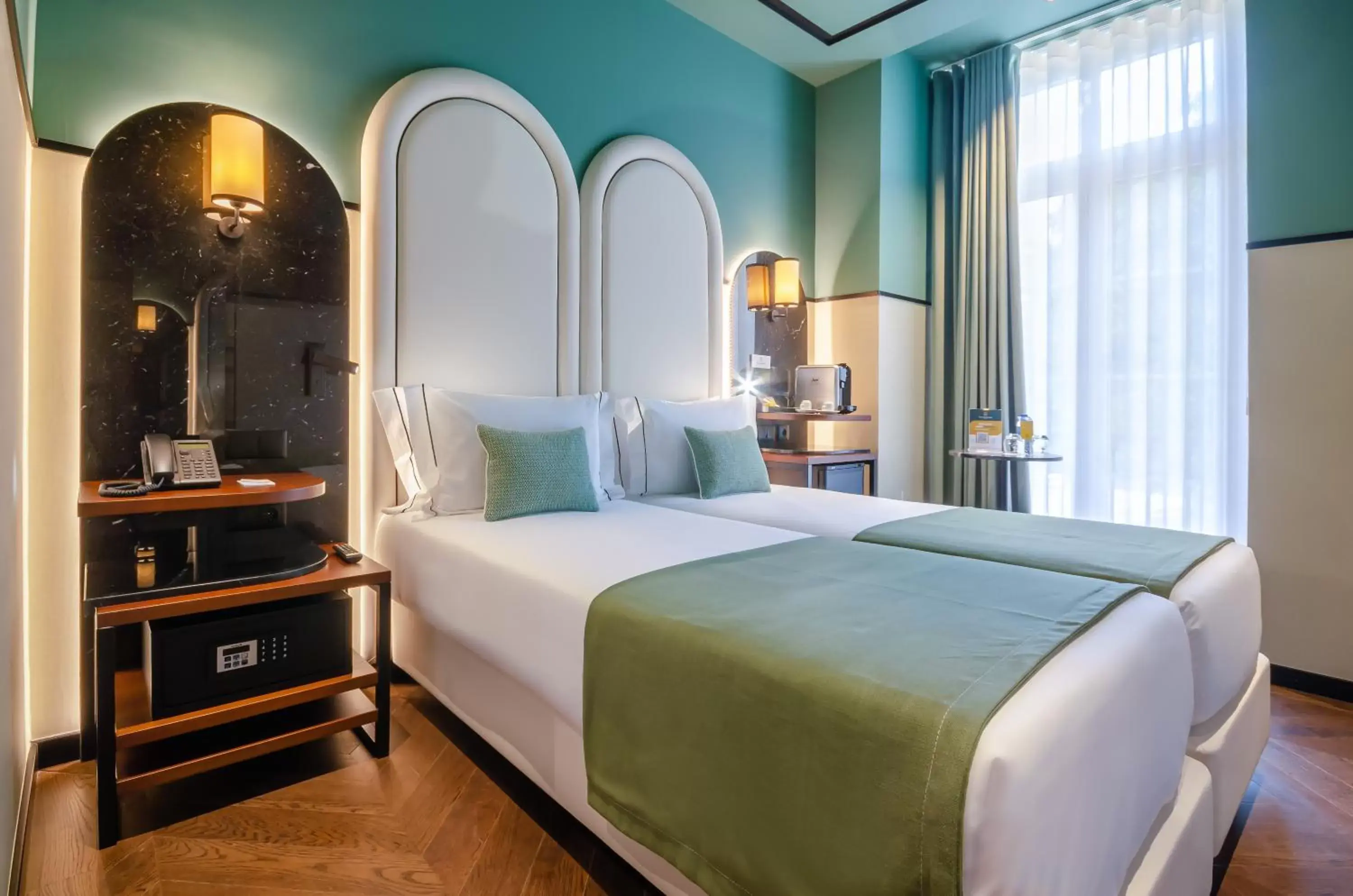Bedroom, Bed in Nicola Rossio Hotel