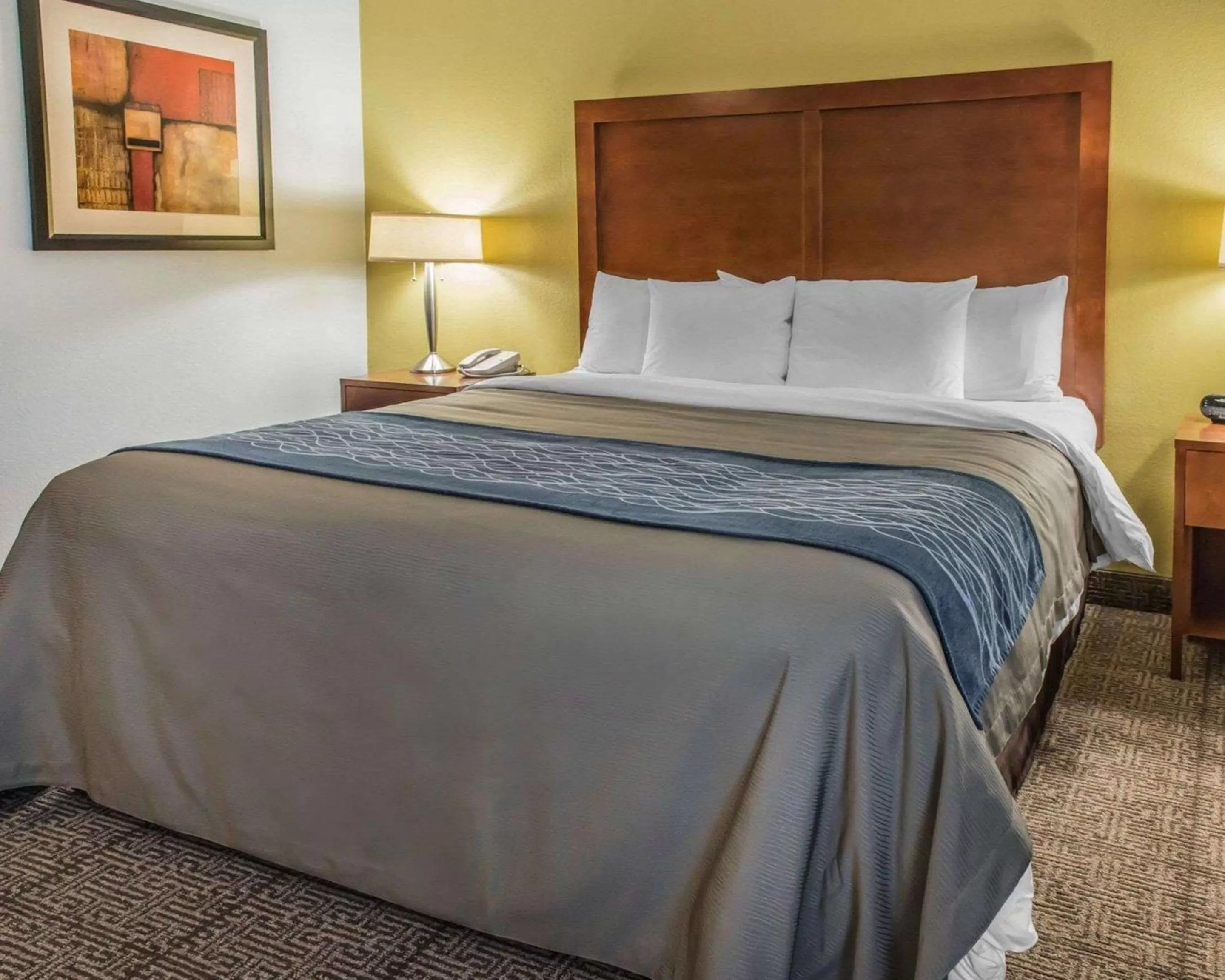 Photo of the whole room, Bed in Comfort Inn Belle Vernon