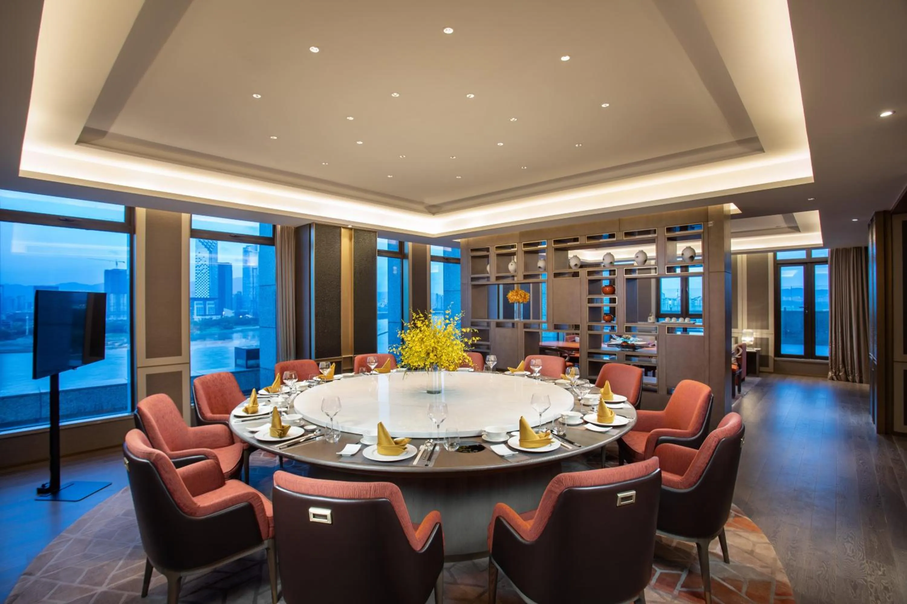 Restaurant/places to eat in Crowne Plaza Fuzhou South by IHG