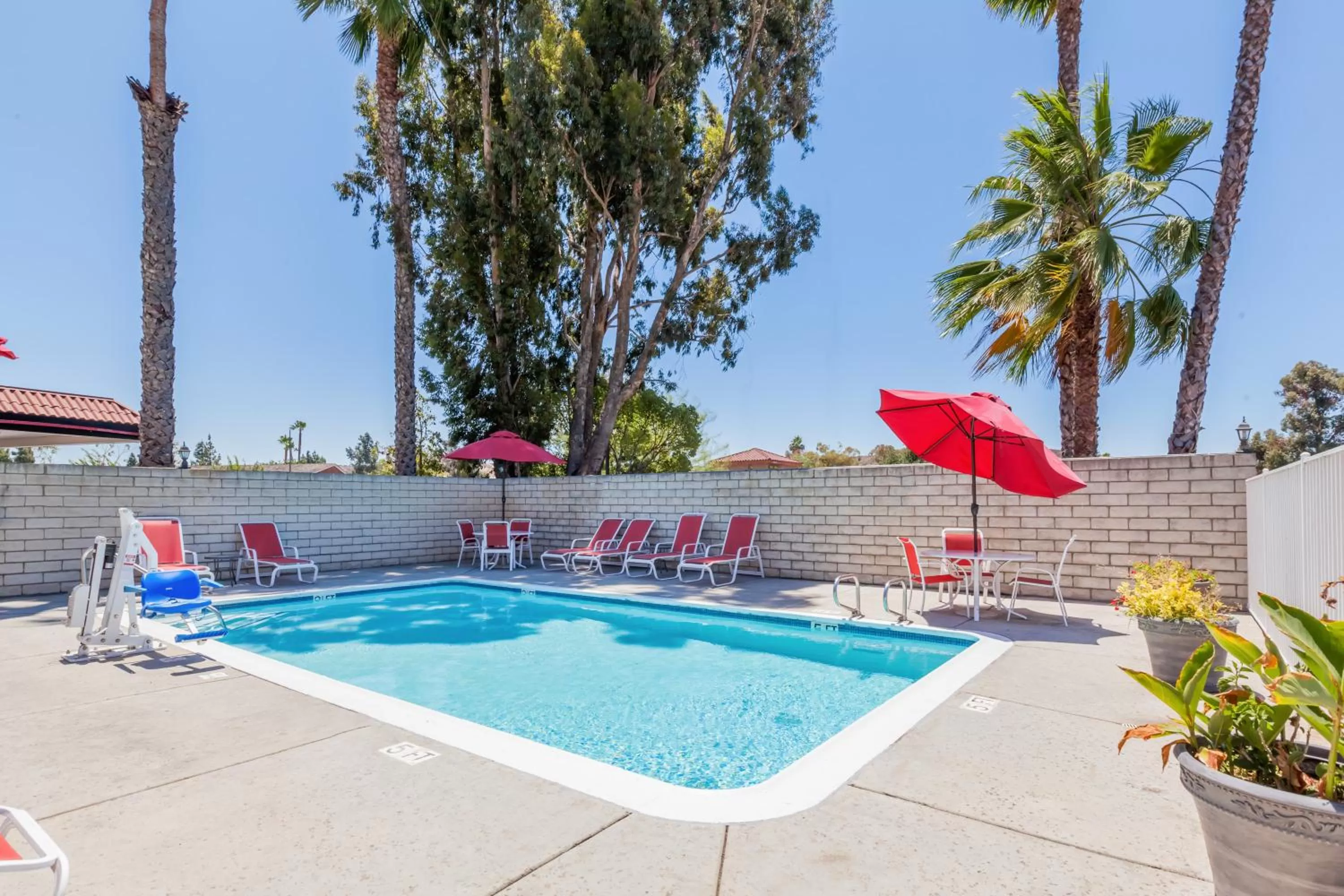 Swimming pool in Ramada by Wyndham San Diego Poway Miramar