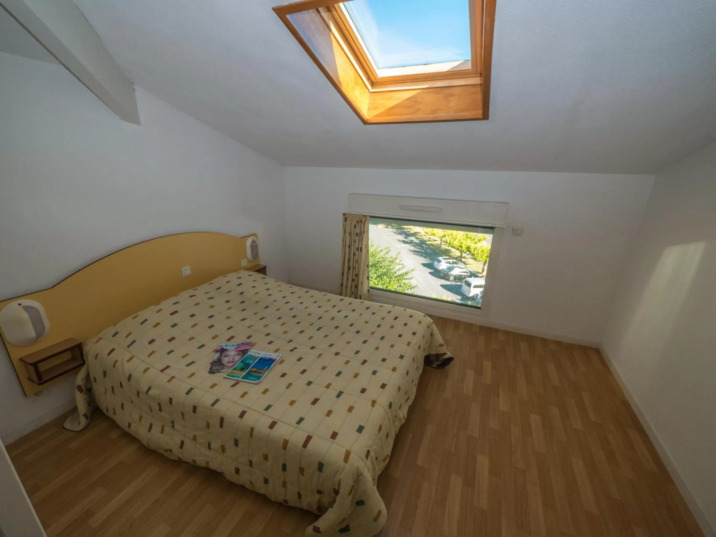 Bedroom, Bed in Résidence Mer & Golf Ilbarritz