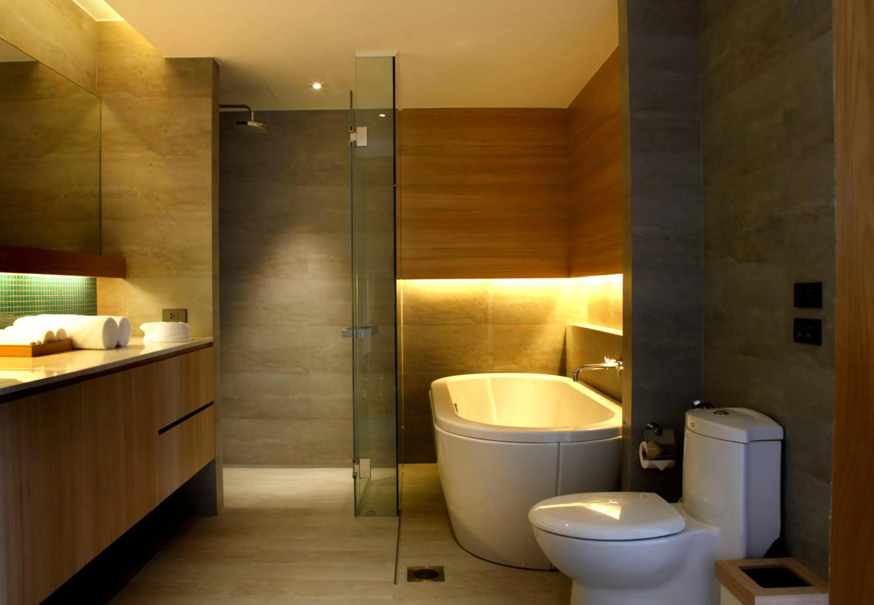 Shower in Nap Patong