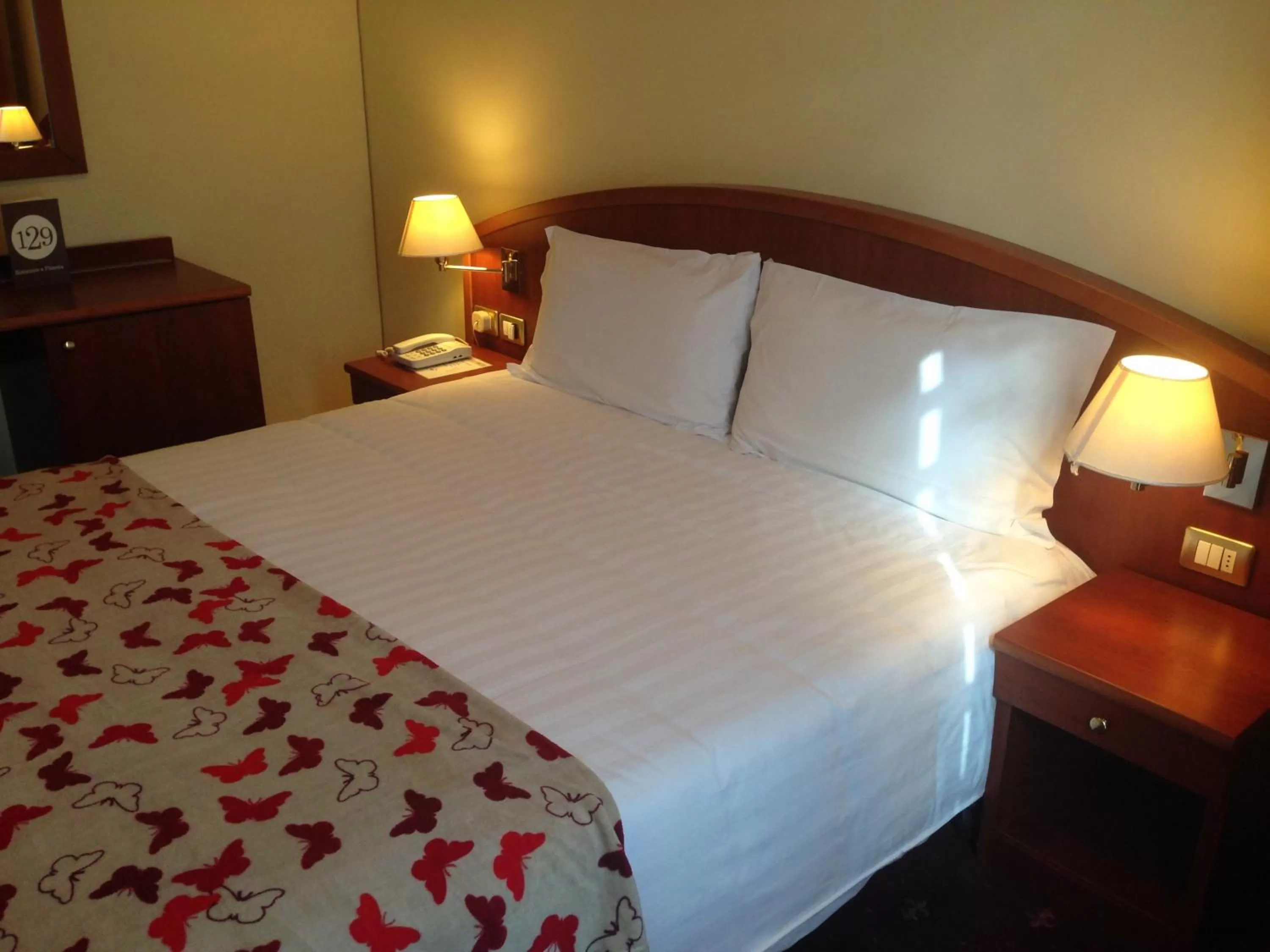 Bed in Hotel Piero Della Francesca