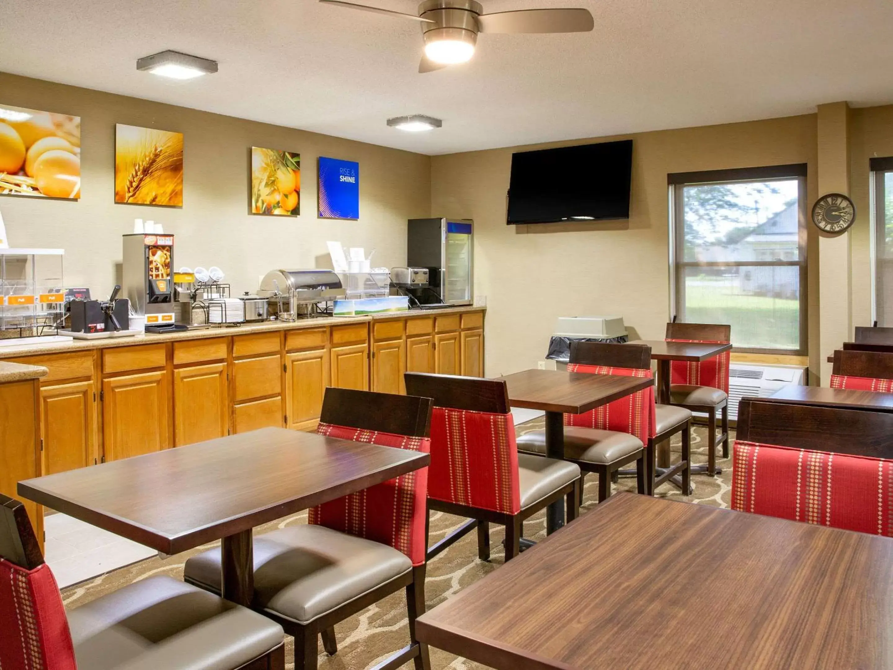 Breakfast, Restaurant/Places to Eat in Comfort Inn Piketon