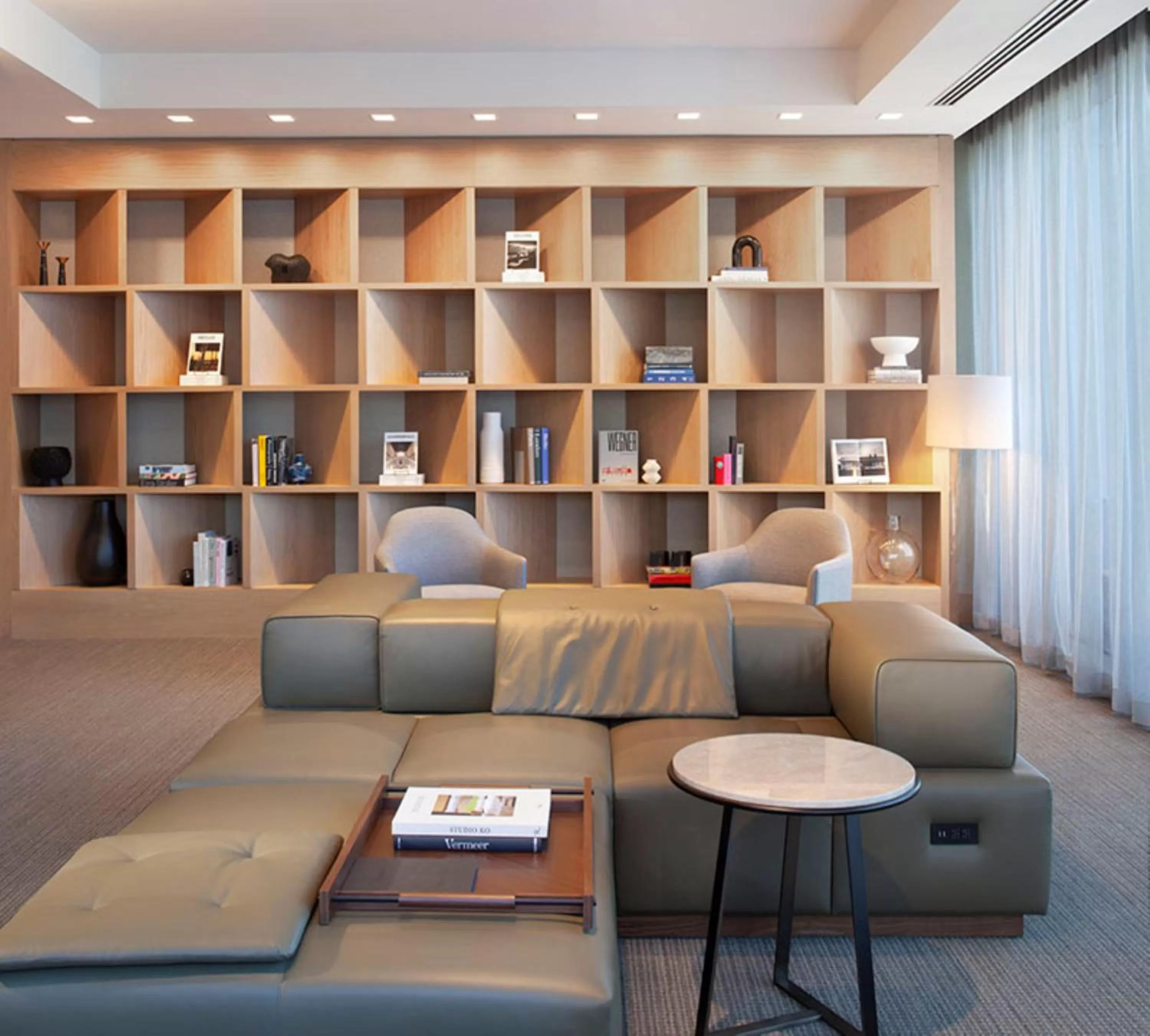 Library in Hyatt Regency Frisco-Dallas