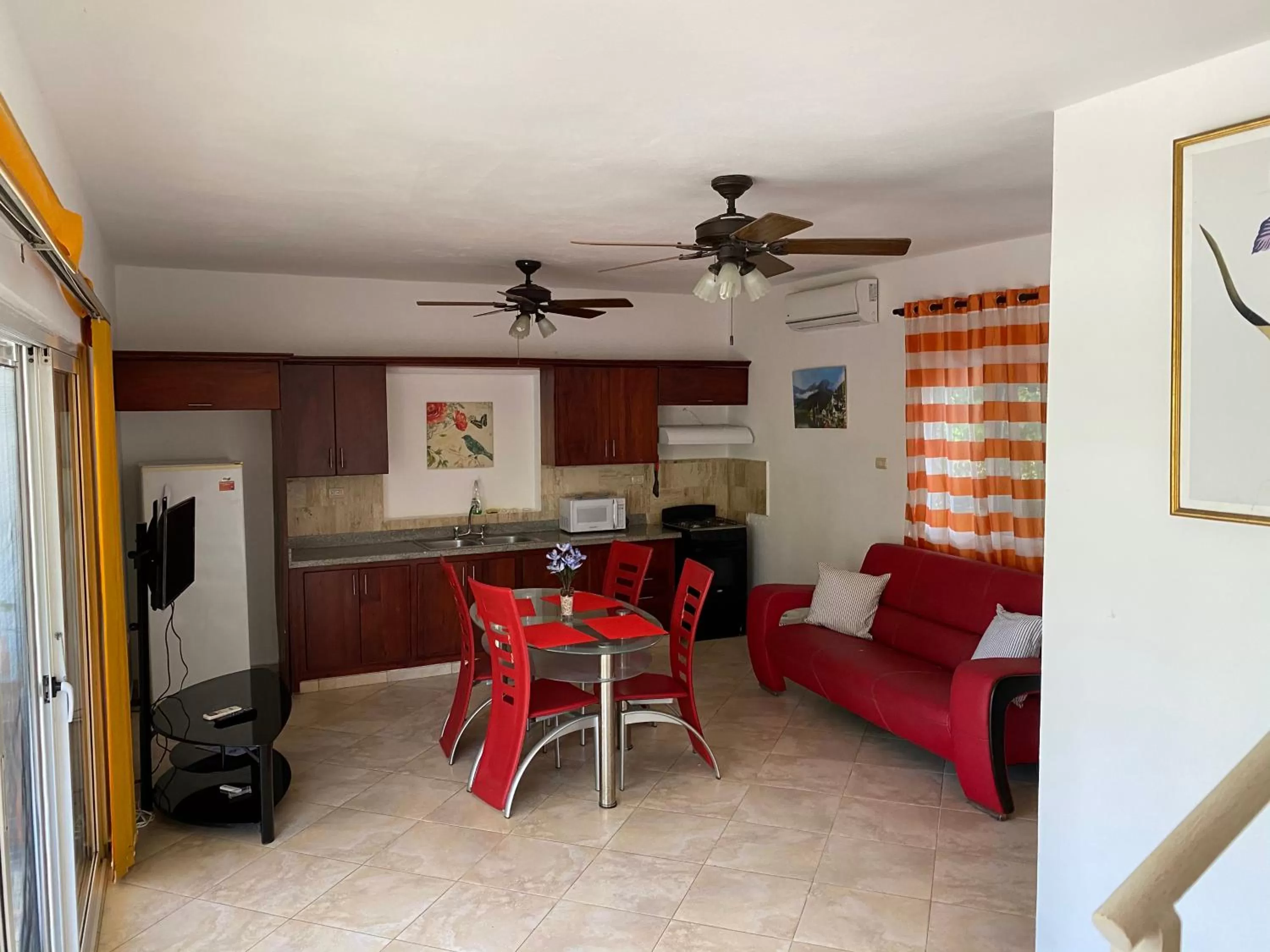 Dining Area in Diamond Hotel Cabarete