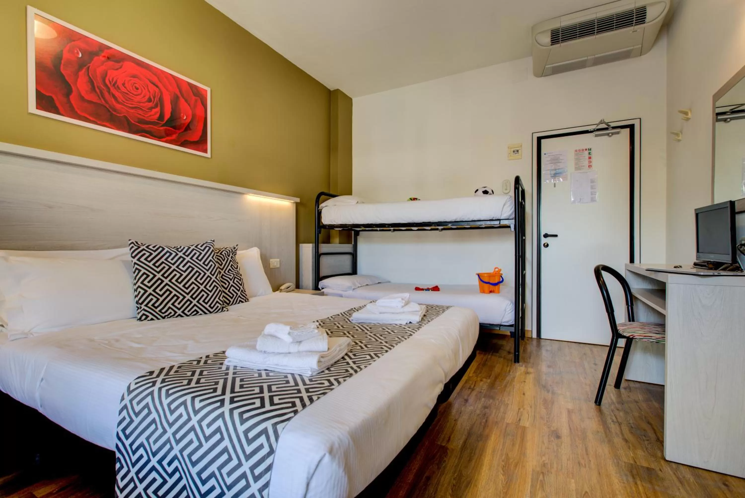 Photo of the whole room, Bed in Hotel Christian Ideale Per Famiglie