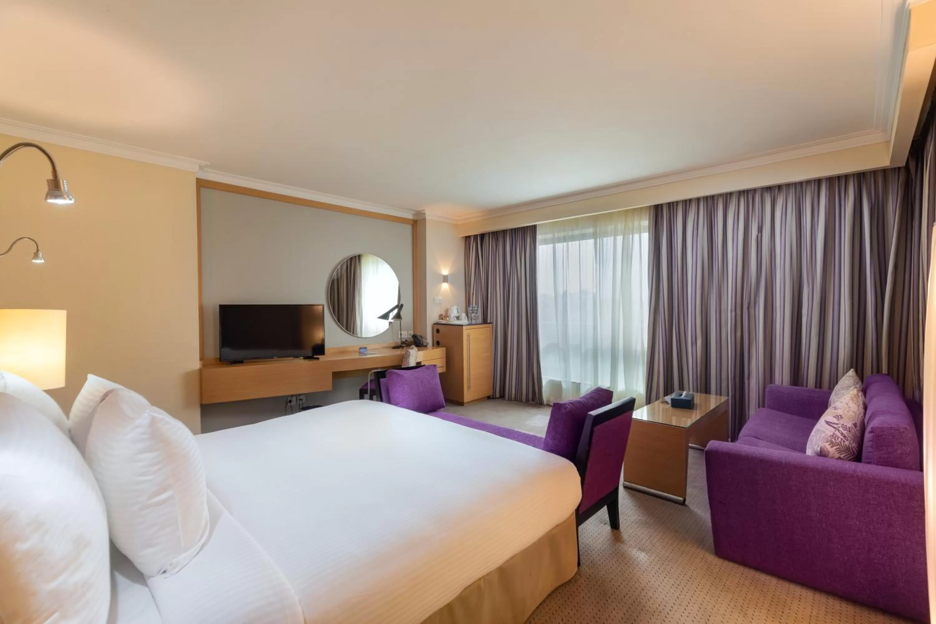 Bedroom, Bed in Radisson Blu Hotel, Cairo Heliopolis