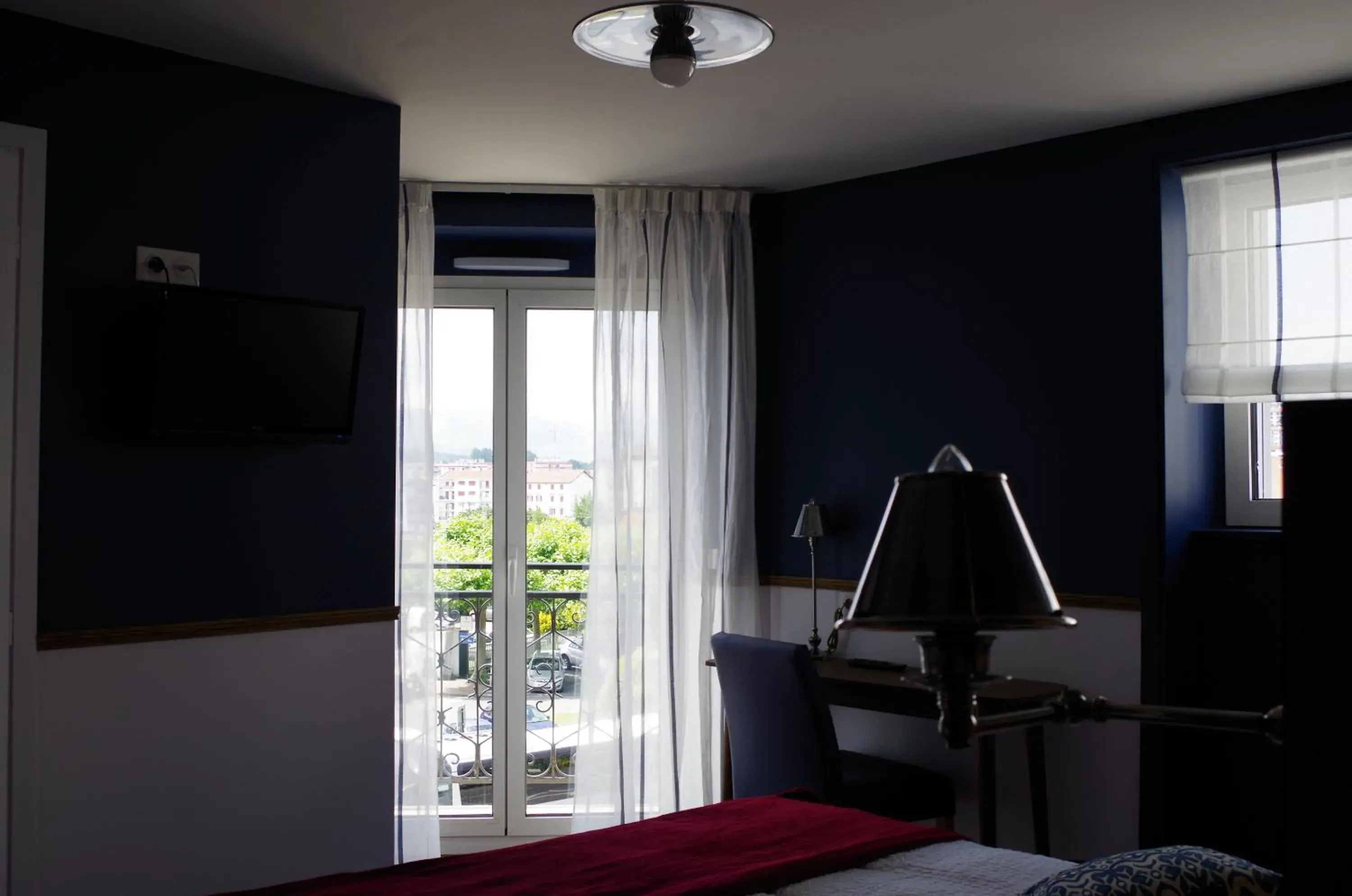 Bedroom in Brit Hotel de Paris Saint-Jean-de-Luz