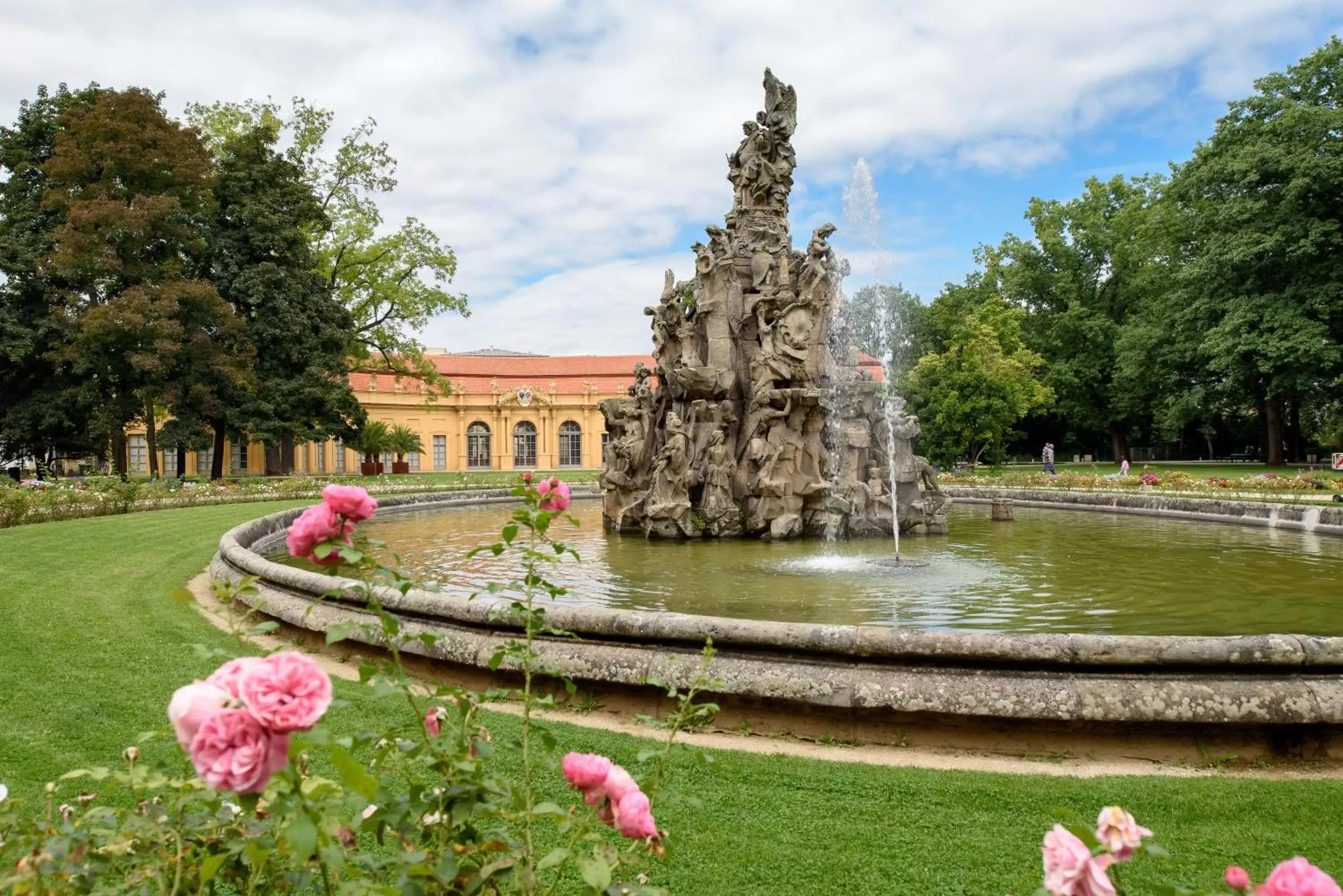 Nearby landmark, Garden in Novotel Erlangen