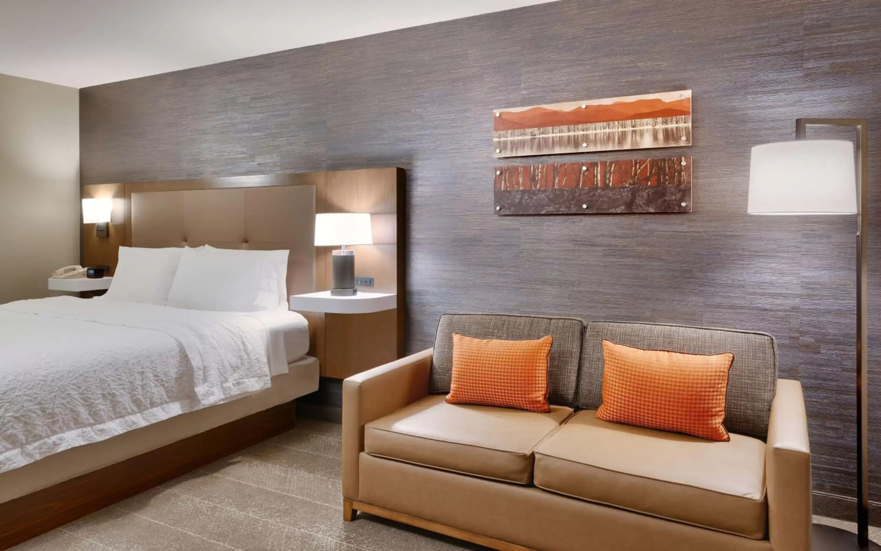 Living room in Hampton Inn & Suites Show Low-Pinetop