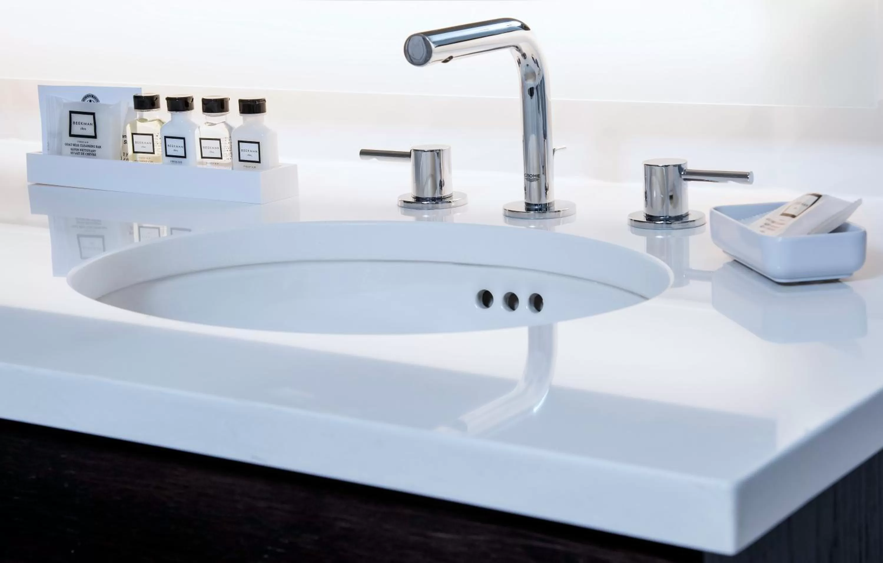 Bathroom in Phoenix Park Hotel