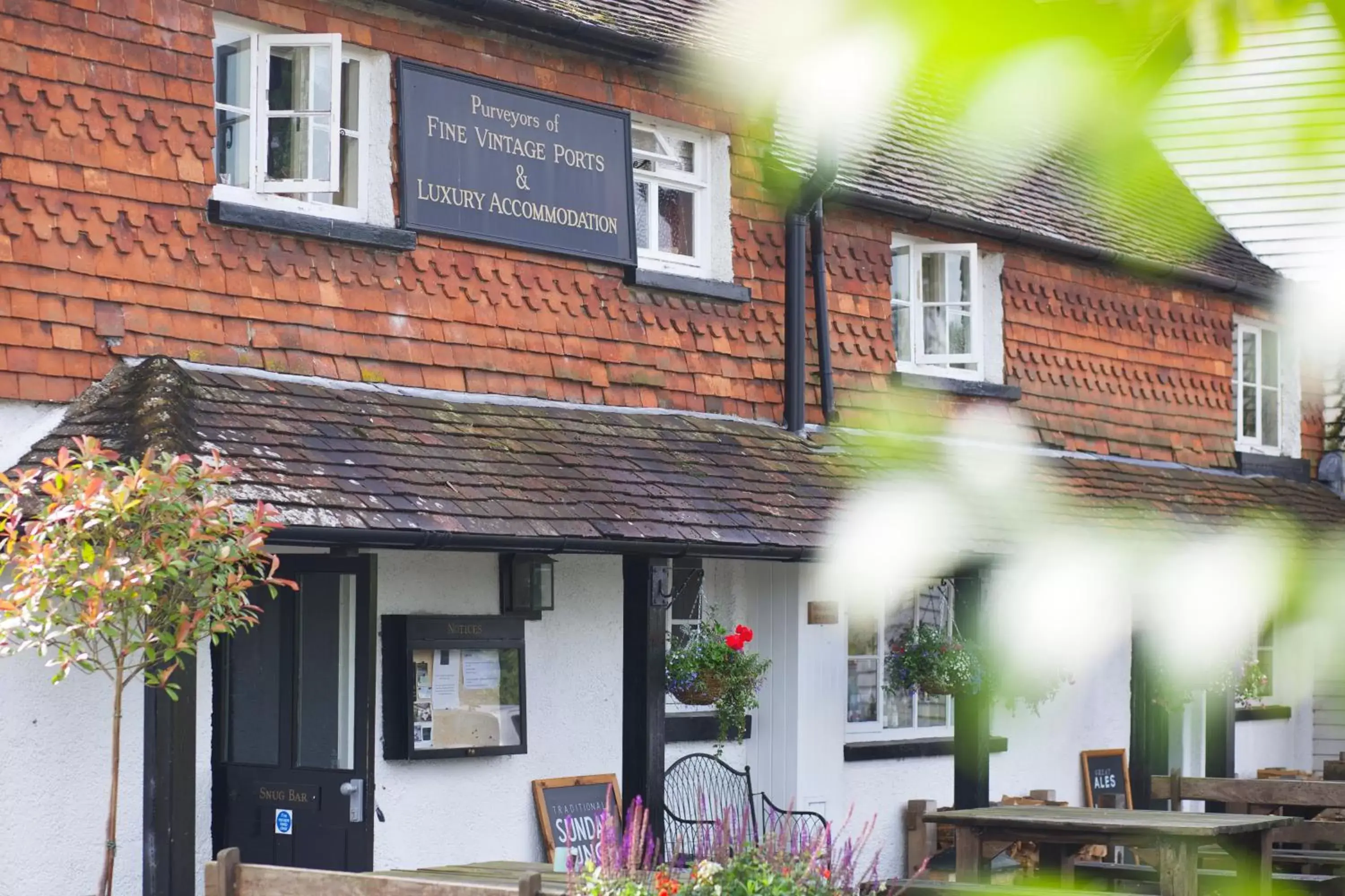 Facade/entrance, Property Building in The Anchor Inn