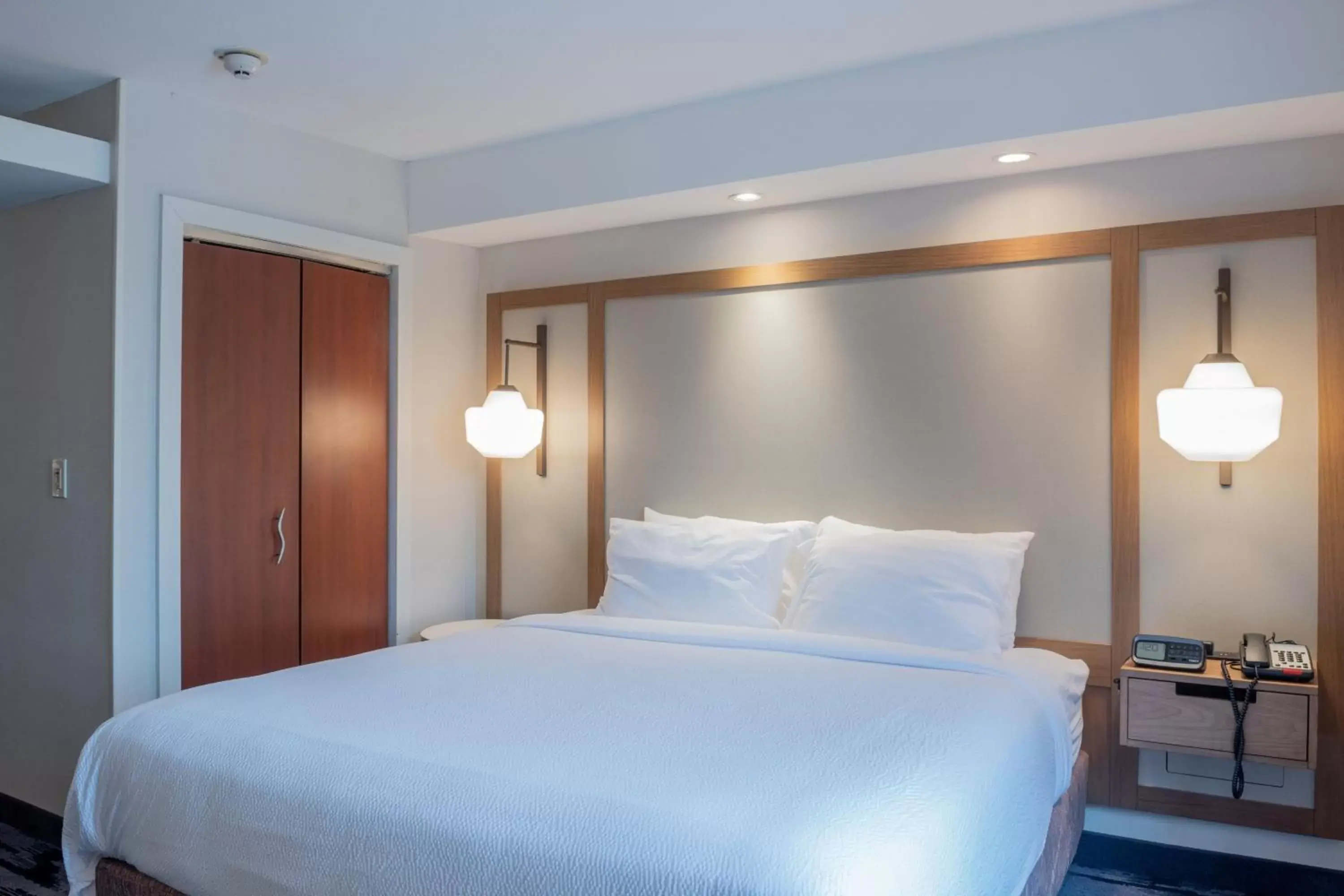 Bedroom, Bed in Fairfield Inn & Suites Denton