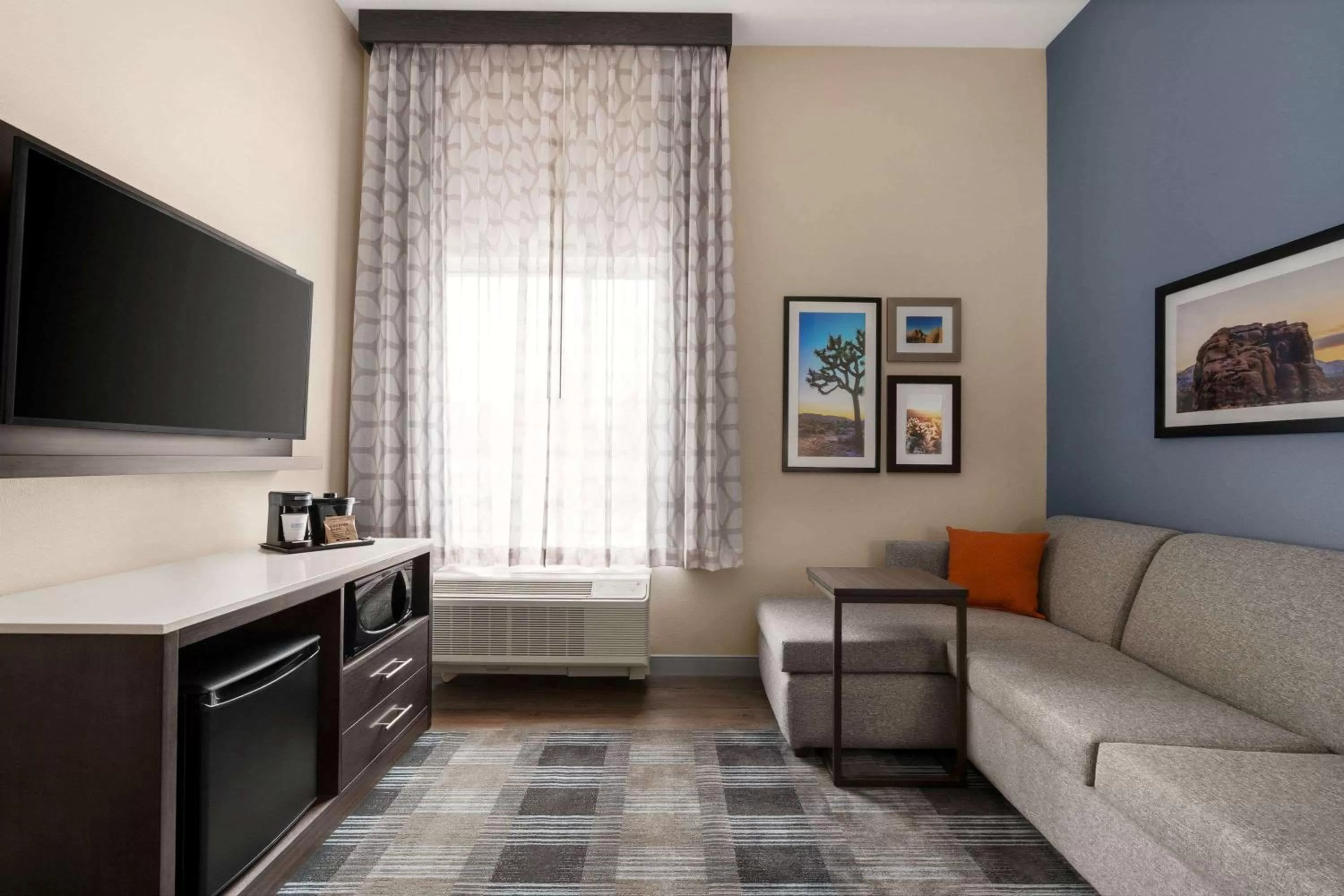 Photo of the whole room in La Quinta Inn & Suites by Wyndham San Bernardino