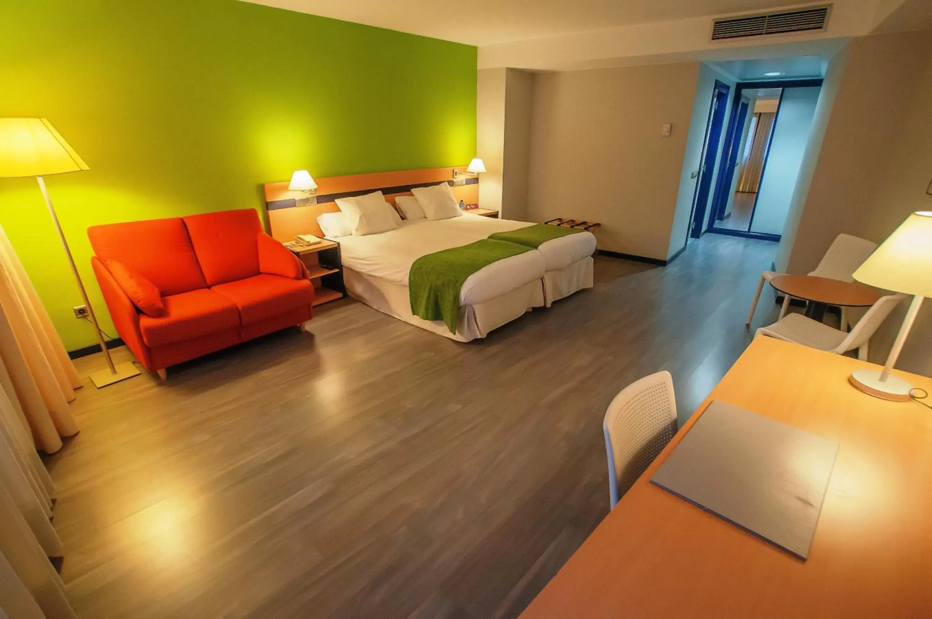 Bedroom in Ibis Styles Zaragoza Ramiro I