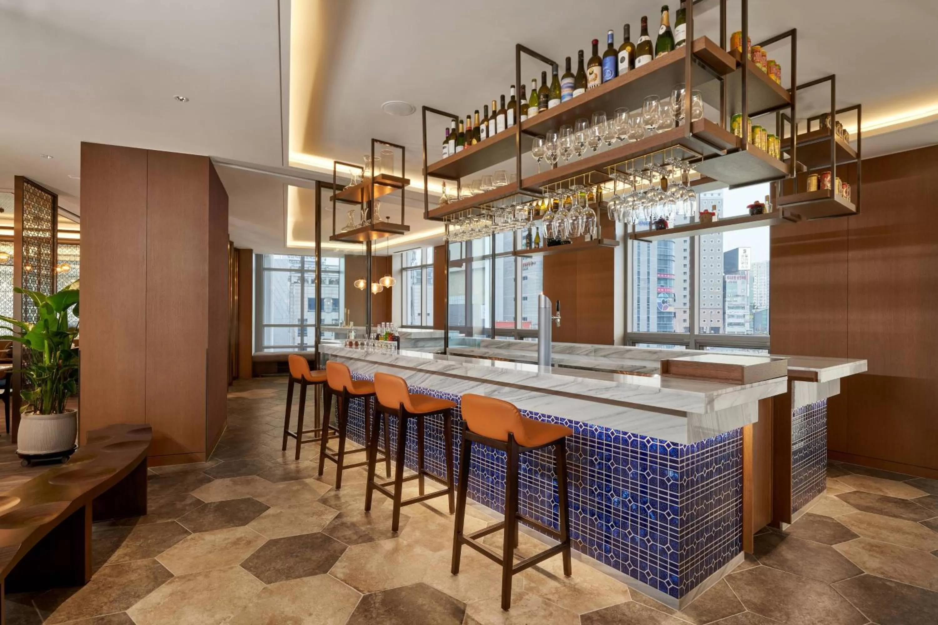 Lounge or bar in Daegu Marriott Hotel