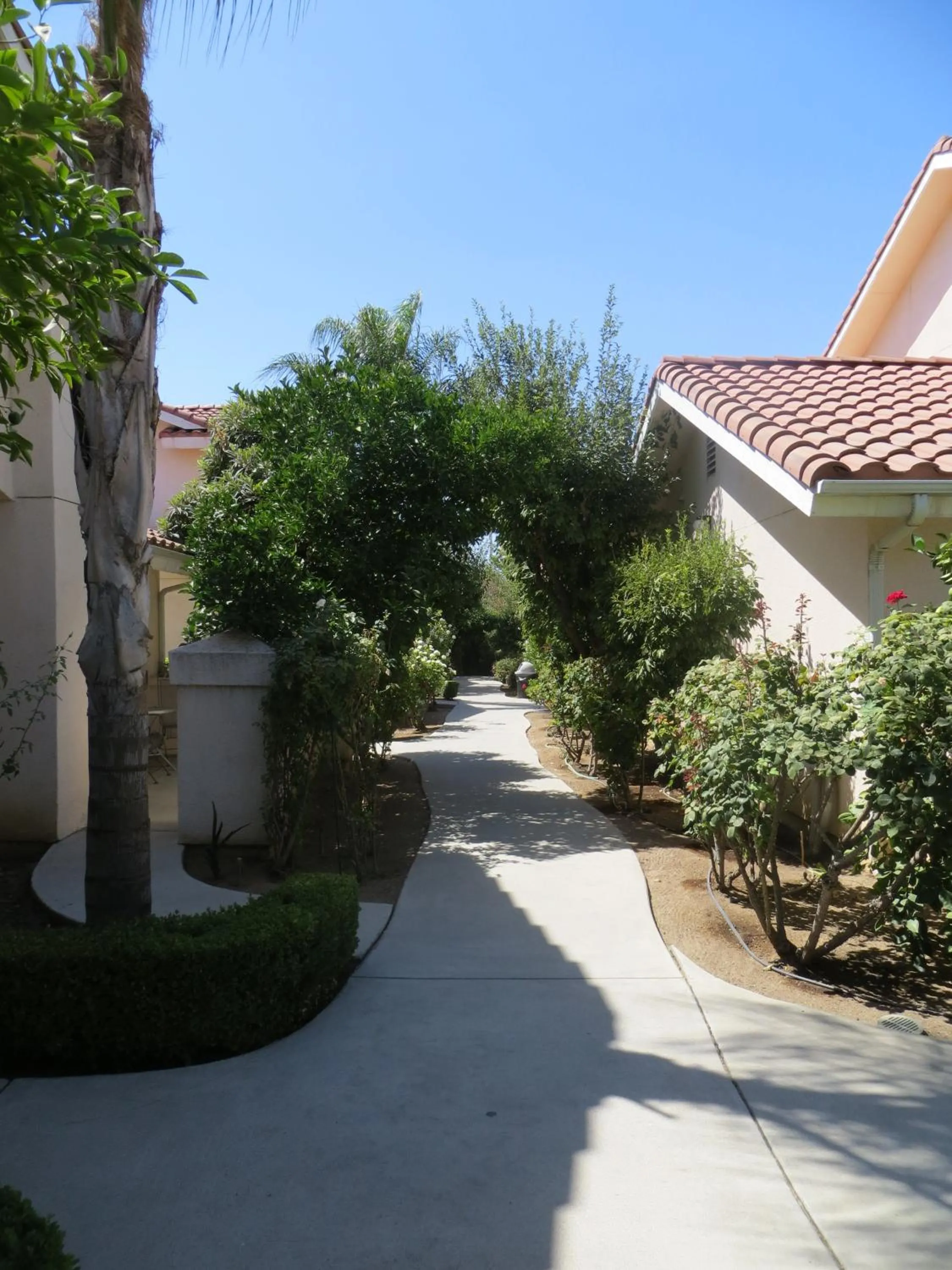 Photo of the whole room in Garden Inn and Suites Fresno