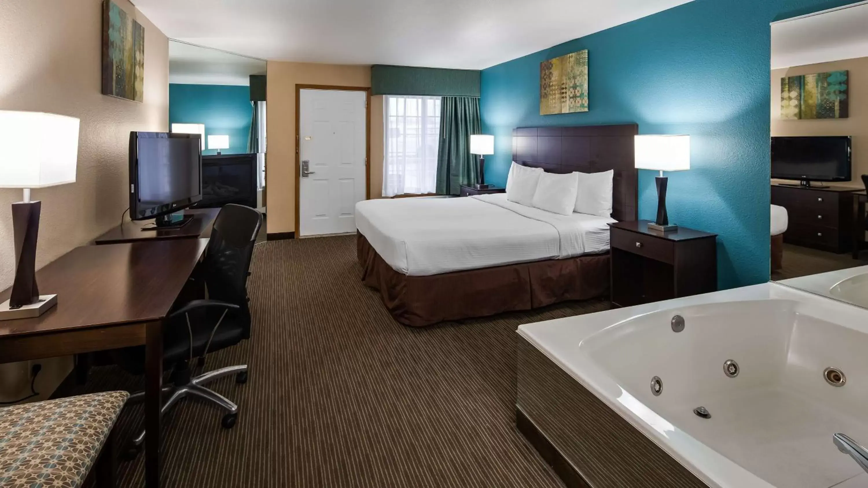Bedroom in Best Western Galena Inn & Suites