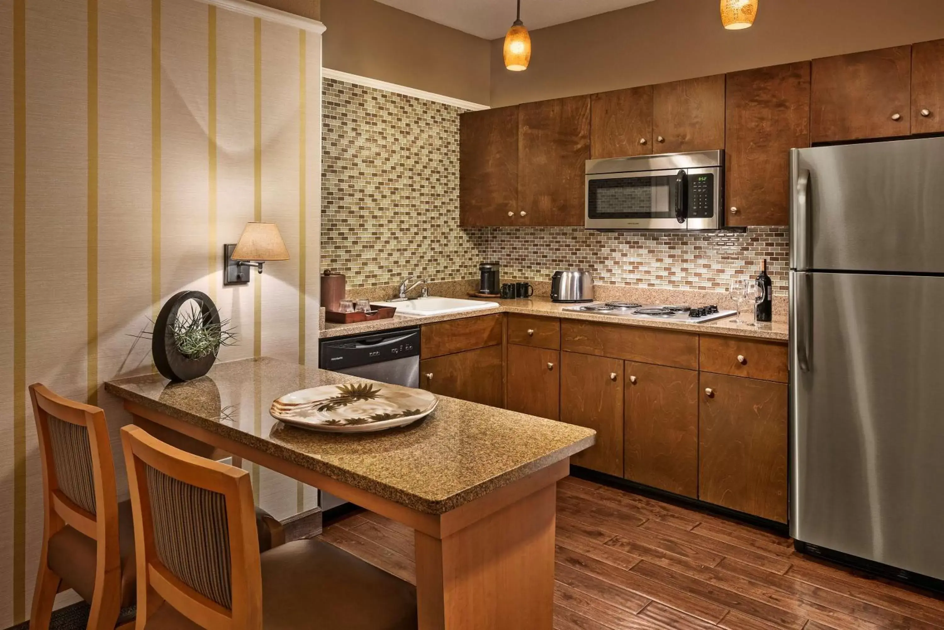 Kitchen or kitchenette, Kitchen/Kitchenette in Sonesta Suites Scottsdale Gainey Ranch