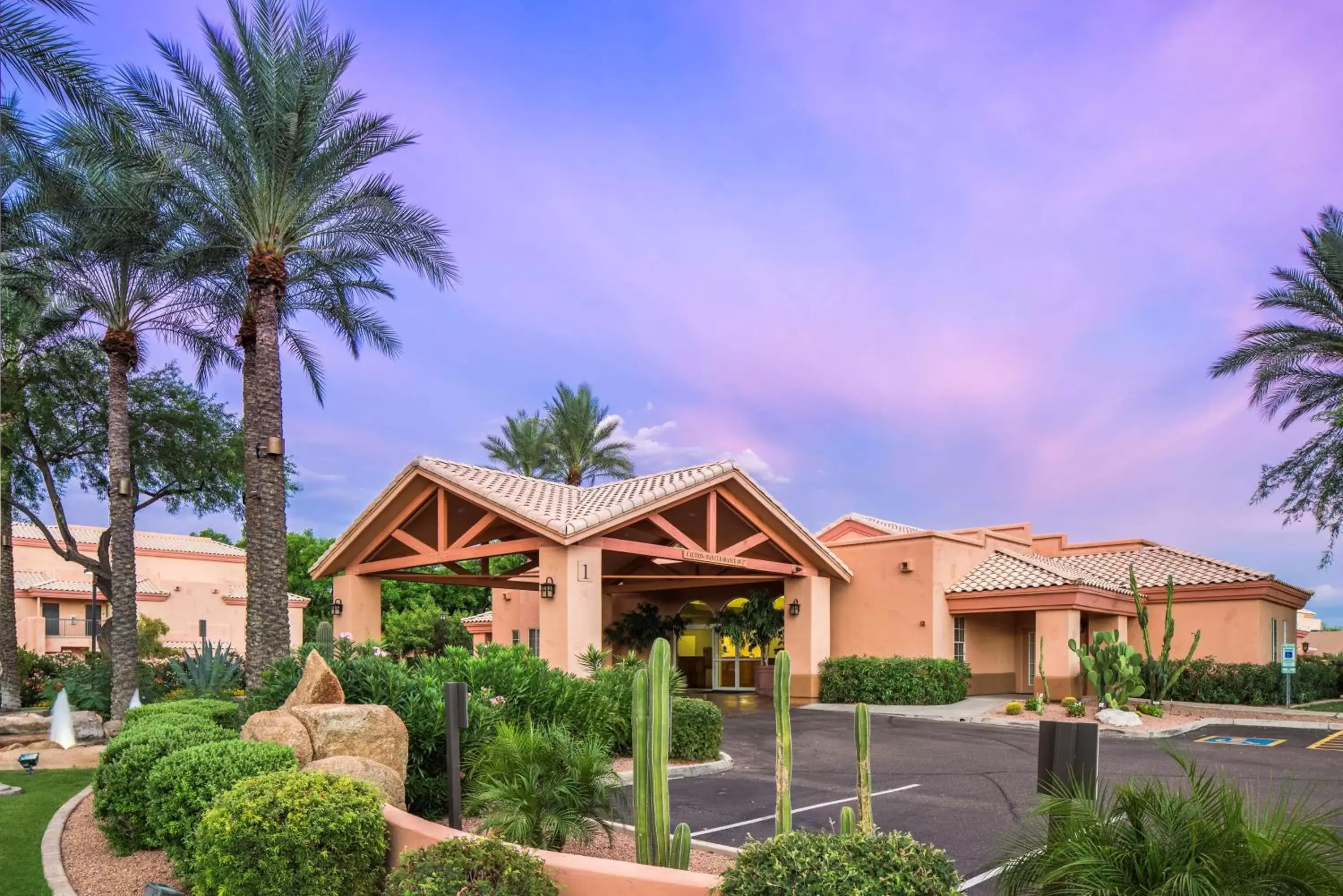 Property Building in Hilton Vacation Club Scottsdale Villa Mirage