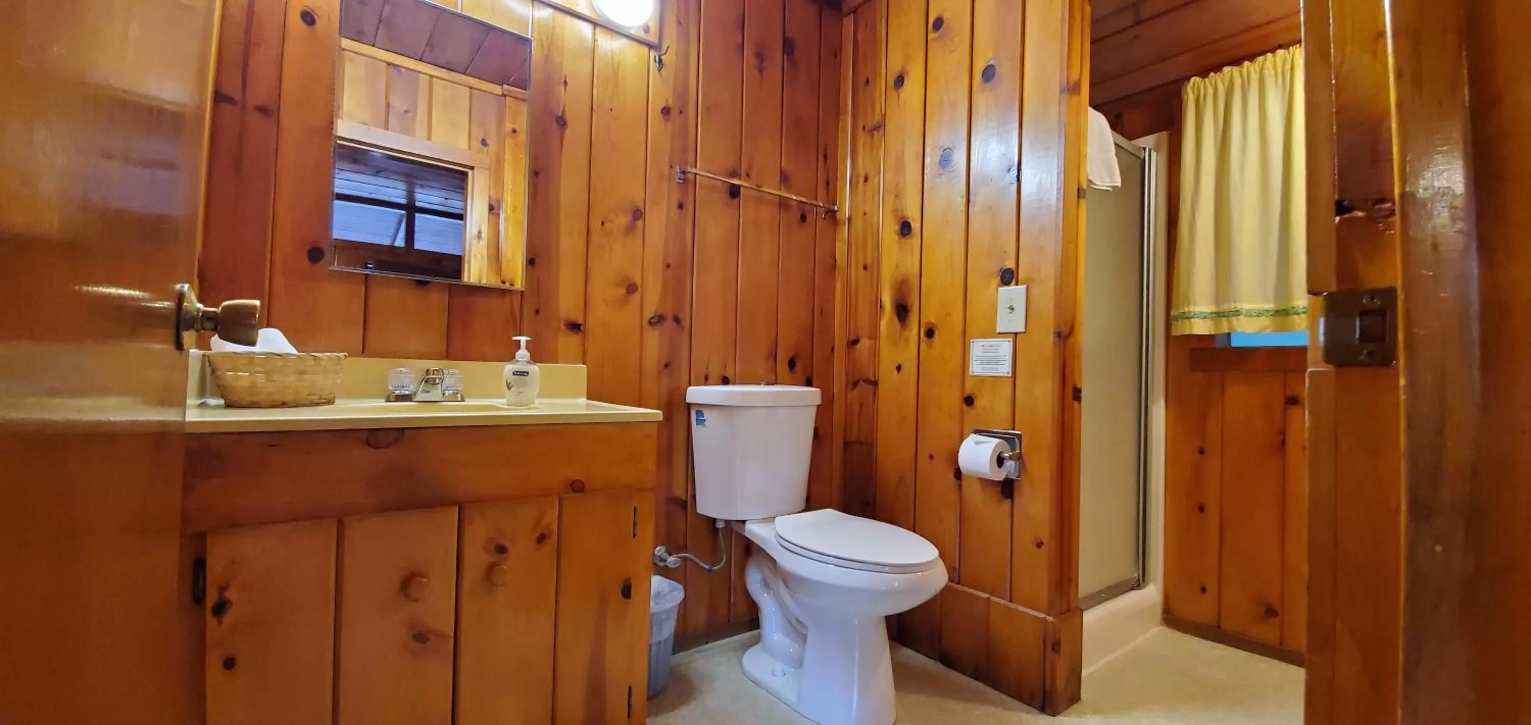 Toilet, Bathroom in Fern River Resort