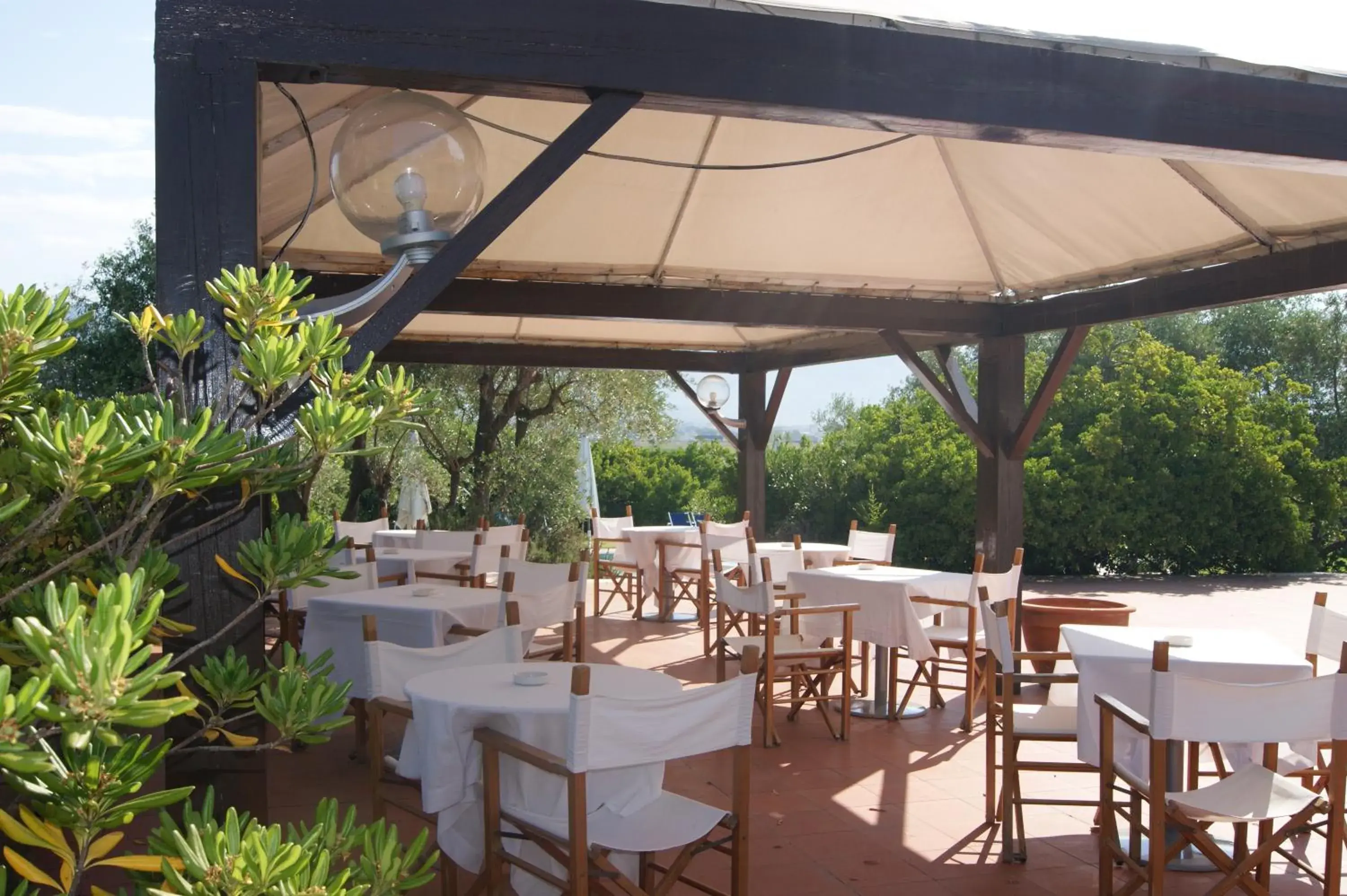 Patio, Restaurant/Places to Eat in Locanda Dell'Angelo