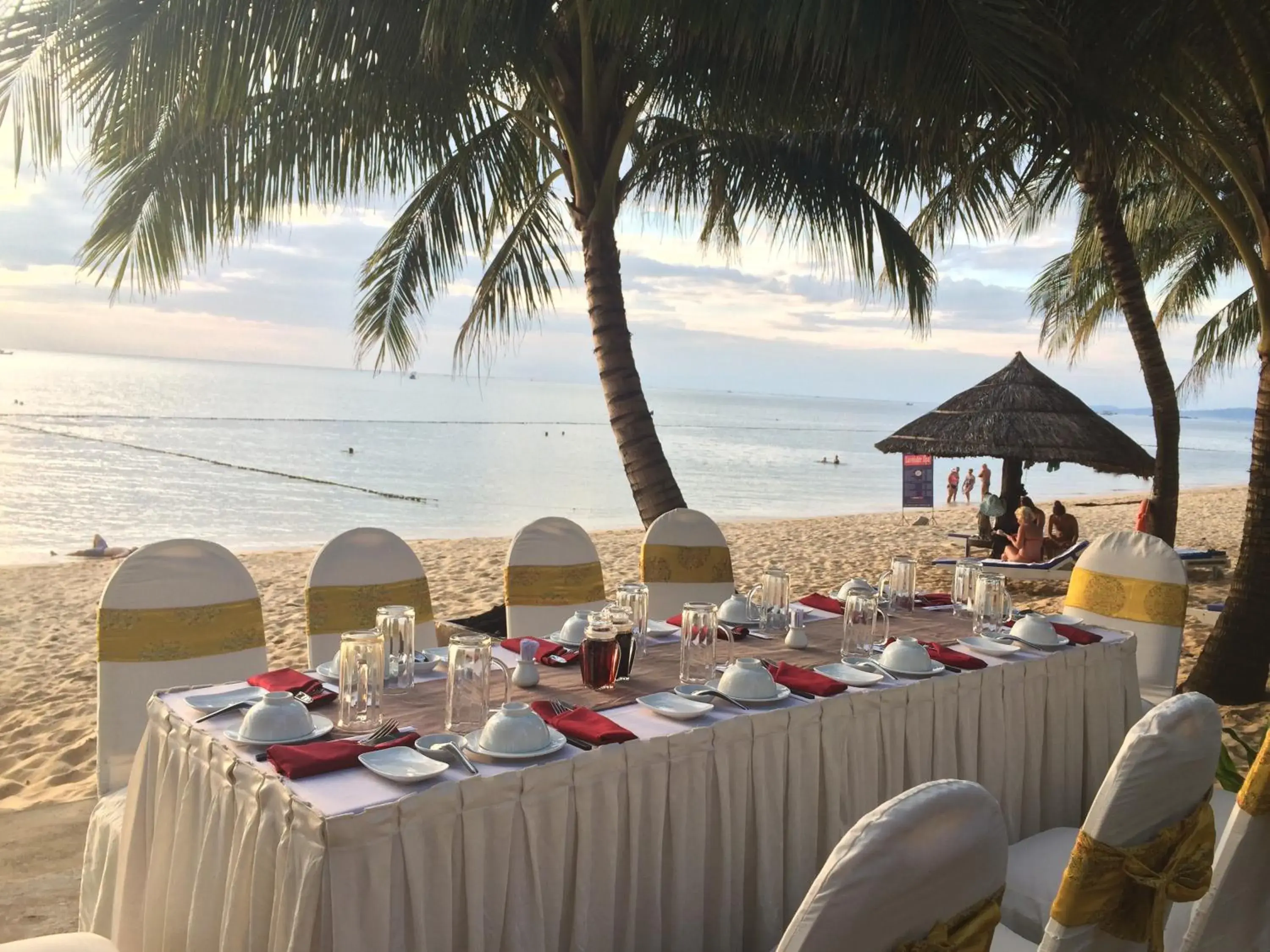 Restaurant/places to eat, Banquet Facilities in HAWAII RESORT PHU QUOC