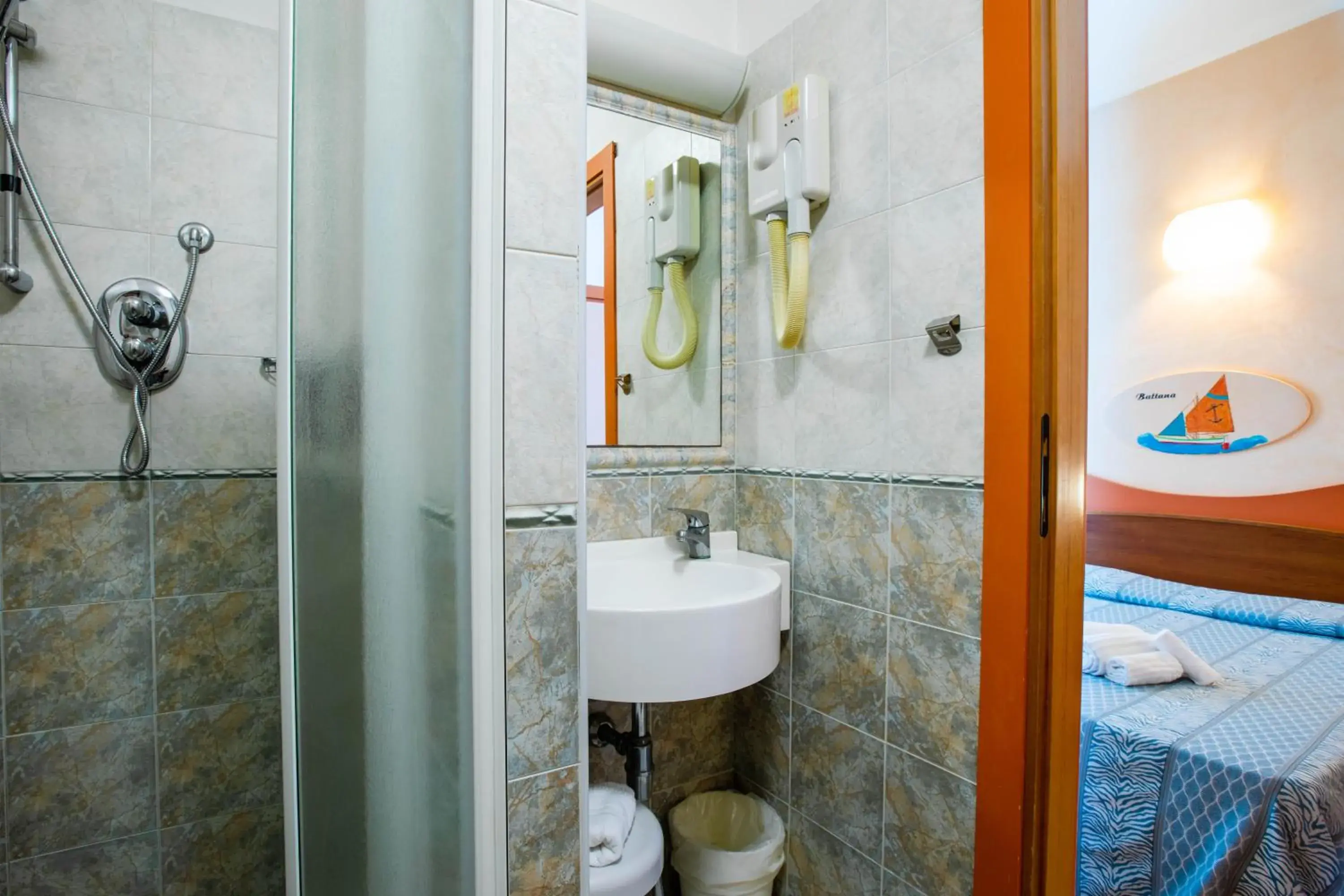 Bathroom in Miramare Hotel Ristorante Convegni