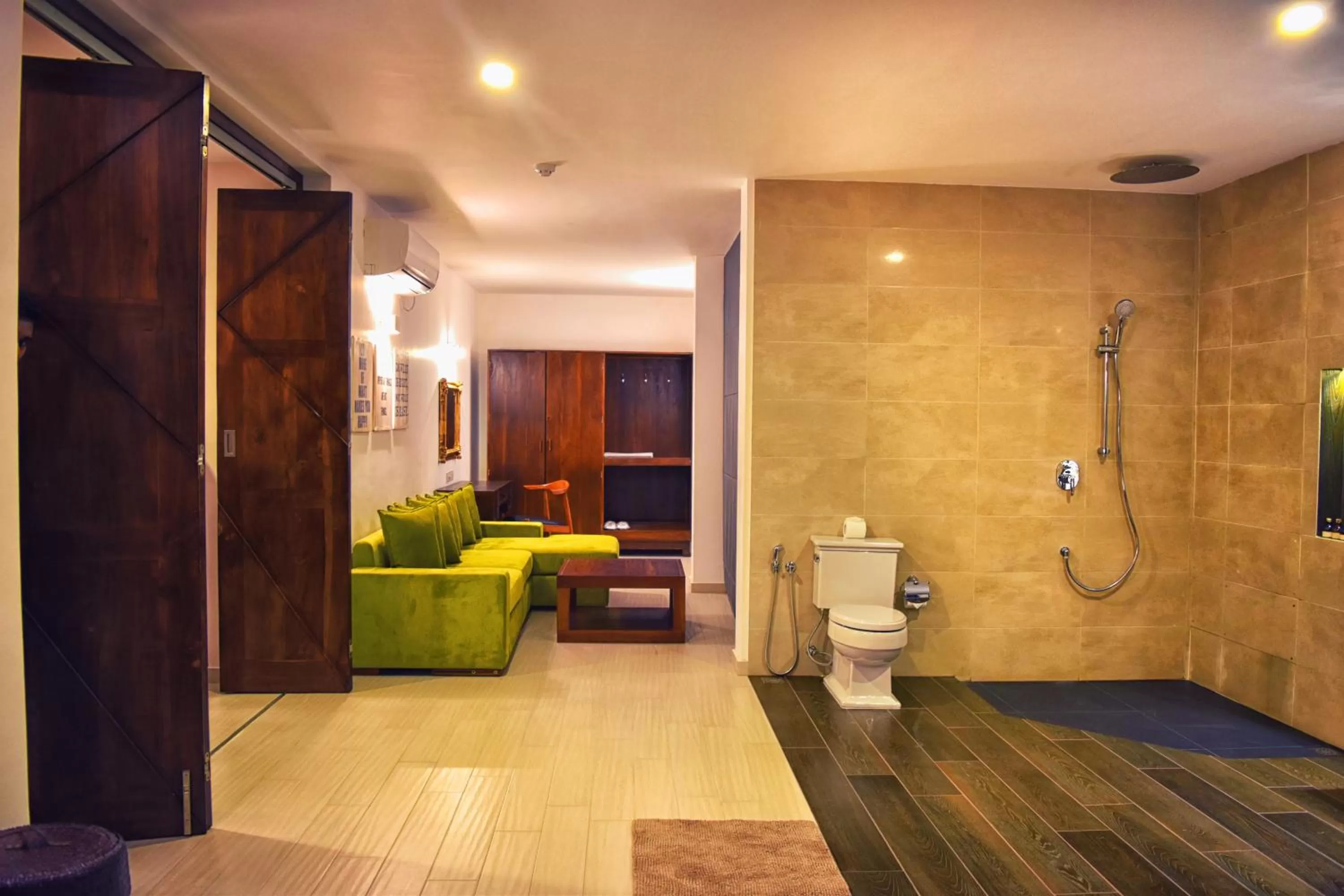 Bathroom in Triple O Six