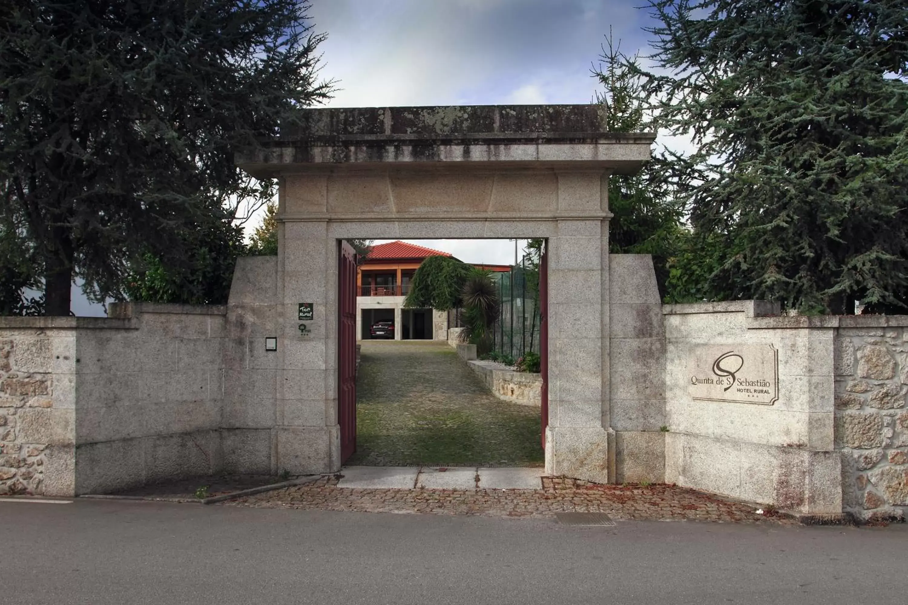 Facade/entrance, Property Building in Hotel Rural Quinta de Sao Sebastiao