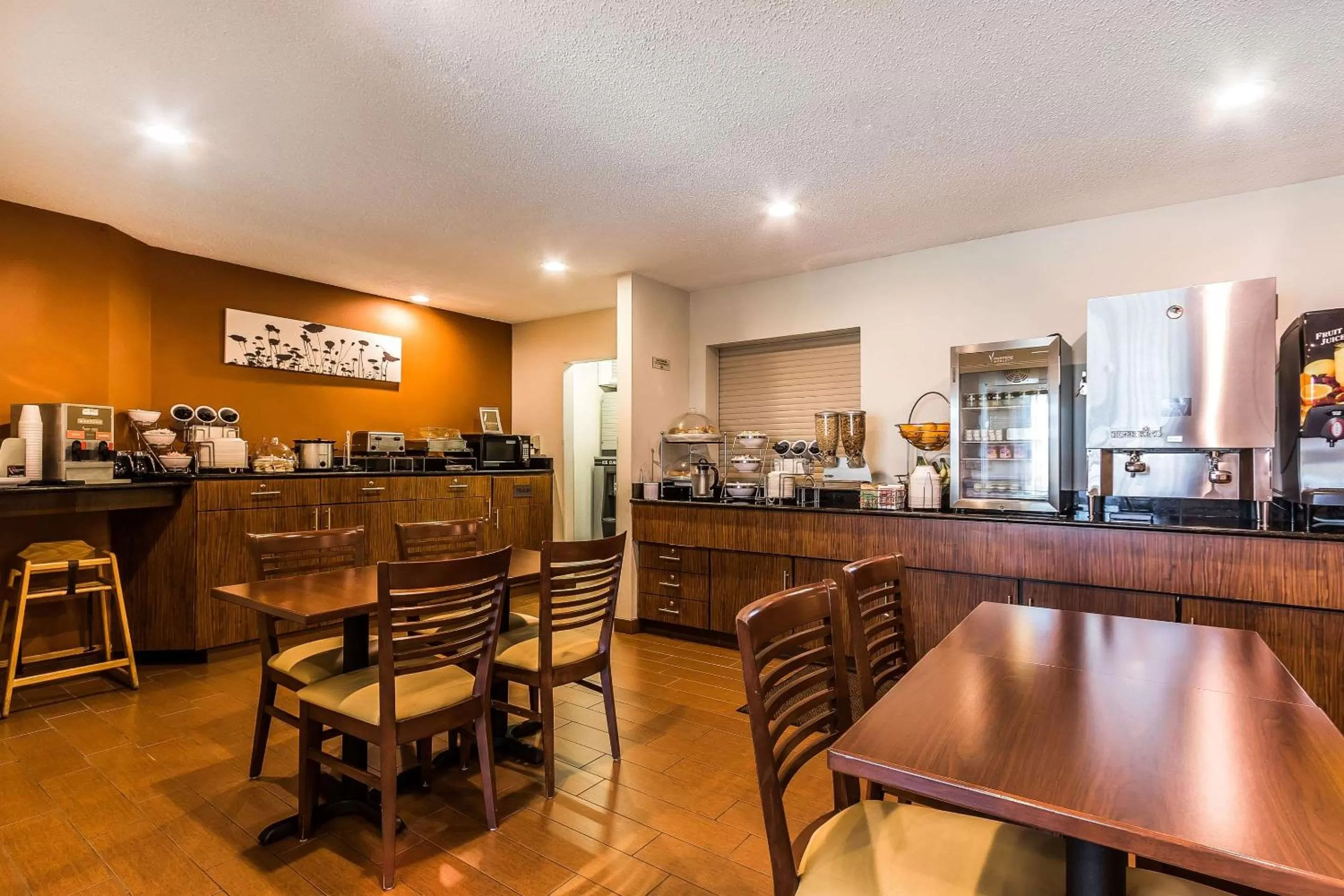 Restaurant/places to eat in Sleep Inn Springfield South I60 near Medical District