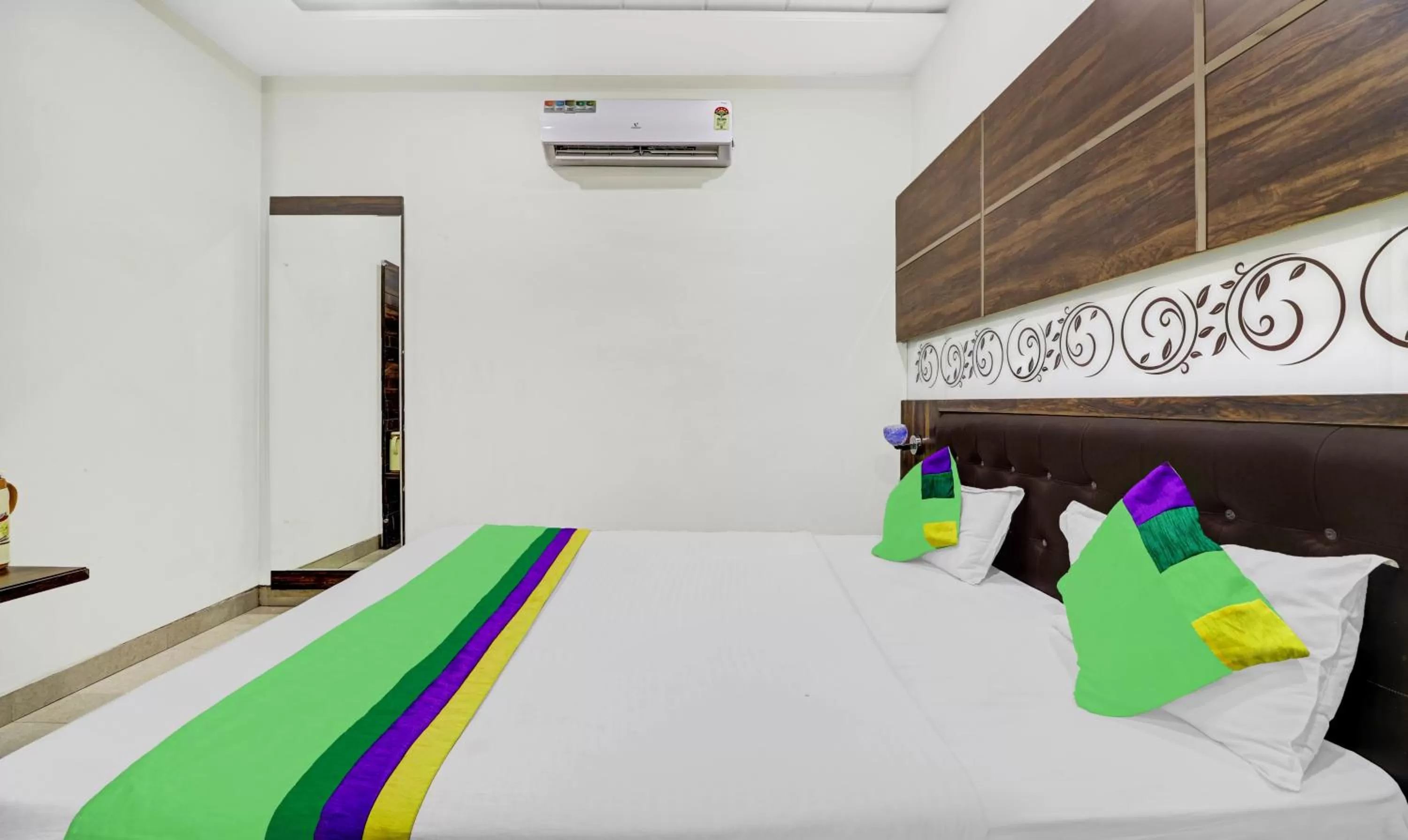 Double Room - single occupancy in Itsy Hotels Anjali Mahal, 500 Mtrs From Mathura Railway Station