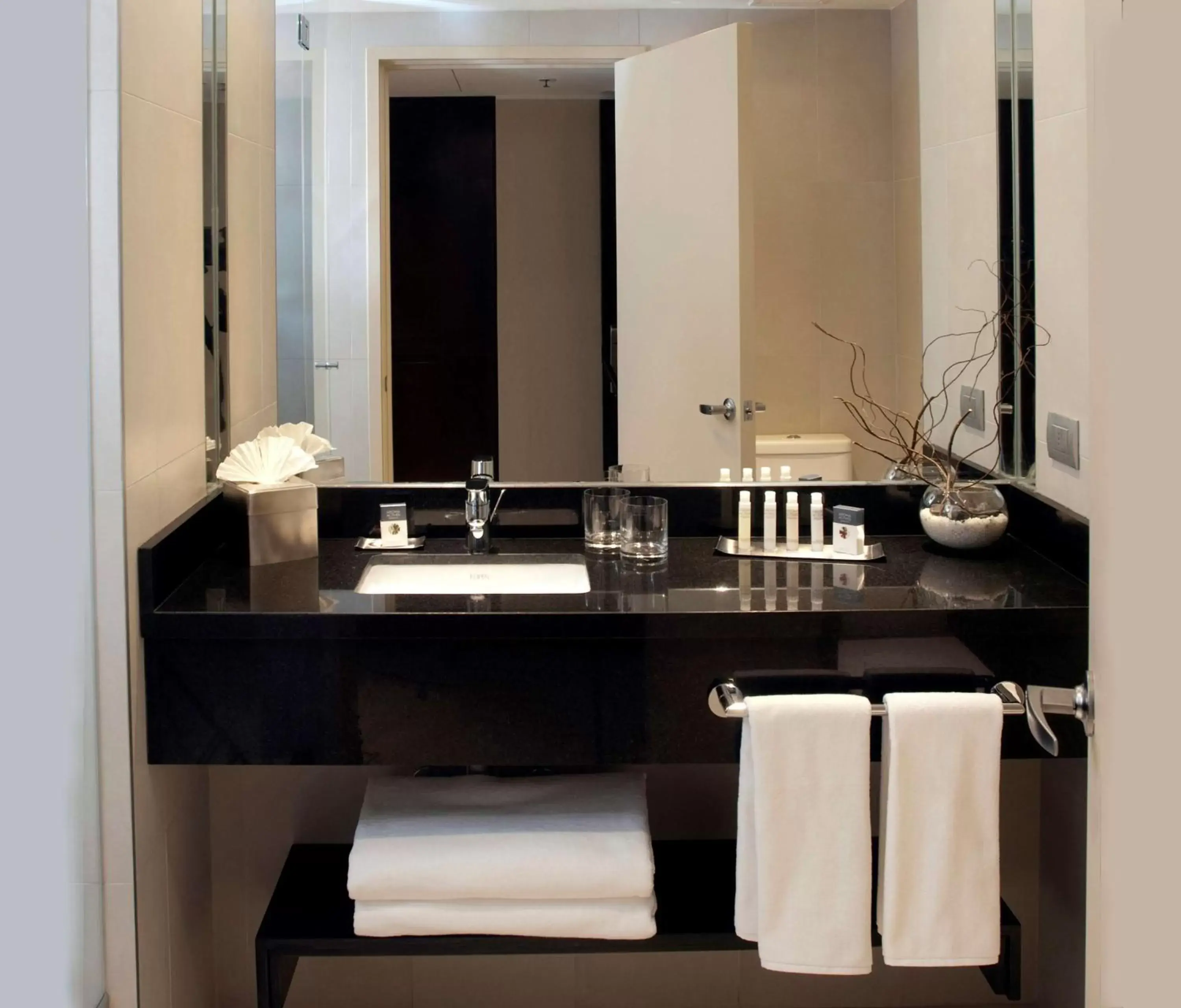 Bathroom in DoubleTree by Hilton Santiago - Vitacura