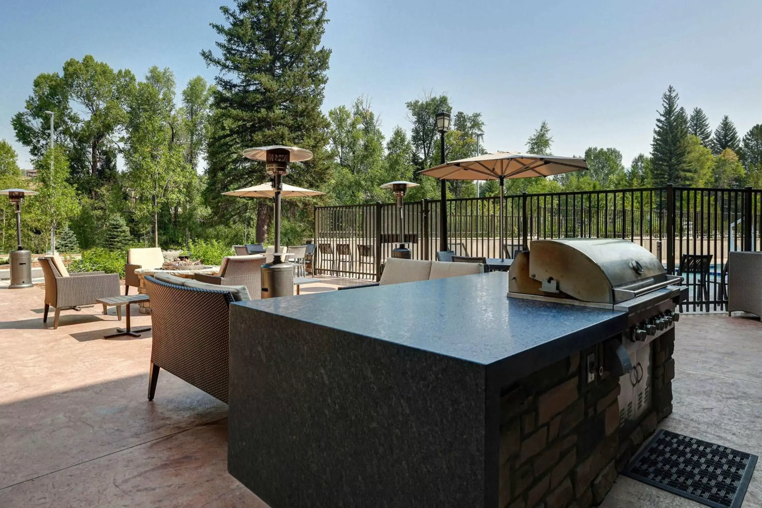Restaurant/places to eat, Swimming Pool in Residence Inn by Marriott Steamboat Springs