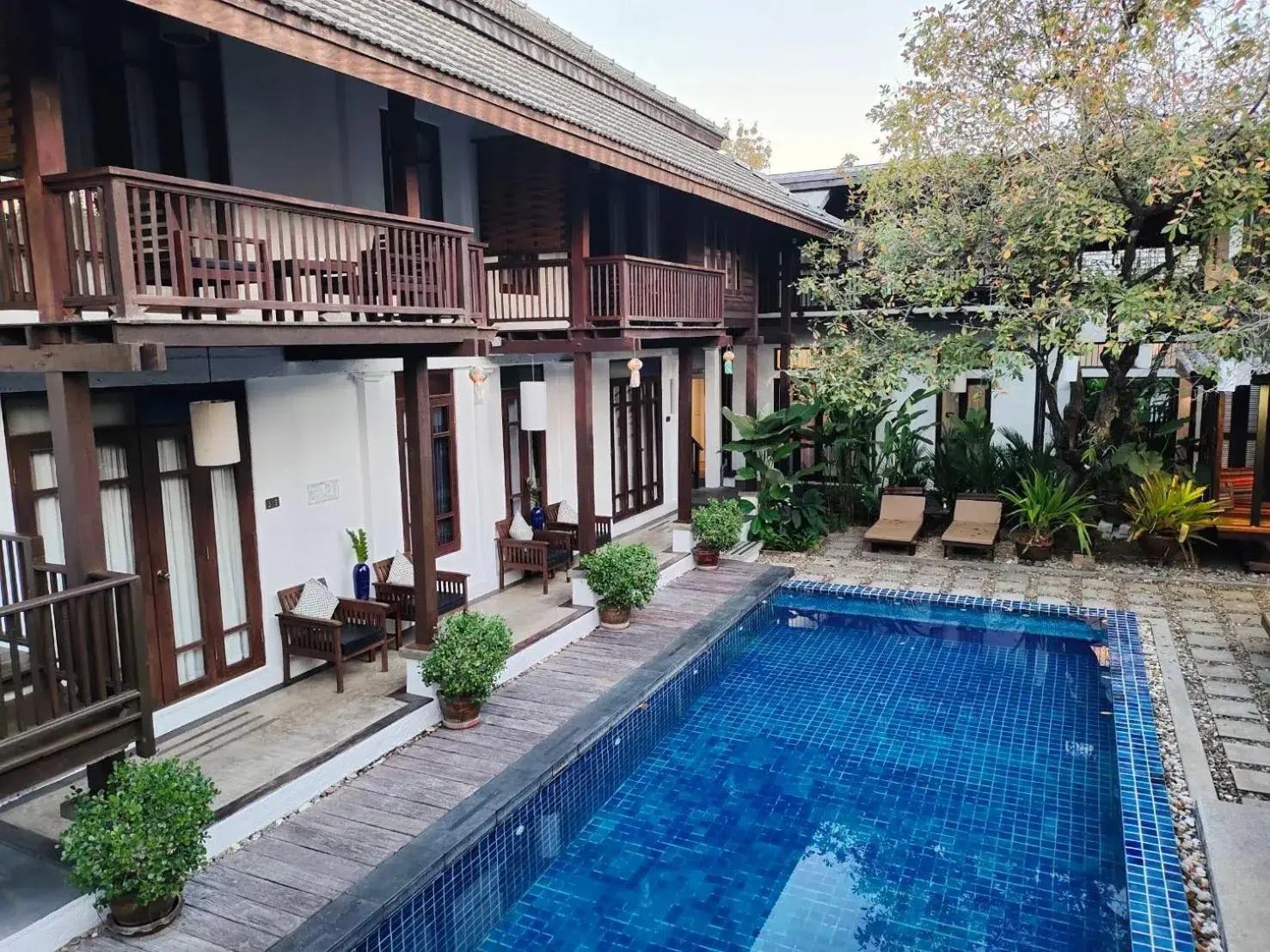 Swimming pool, Property Building in Banthai Village Hotel