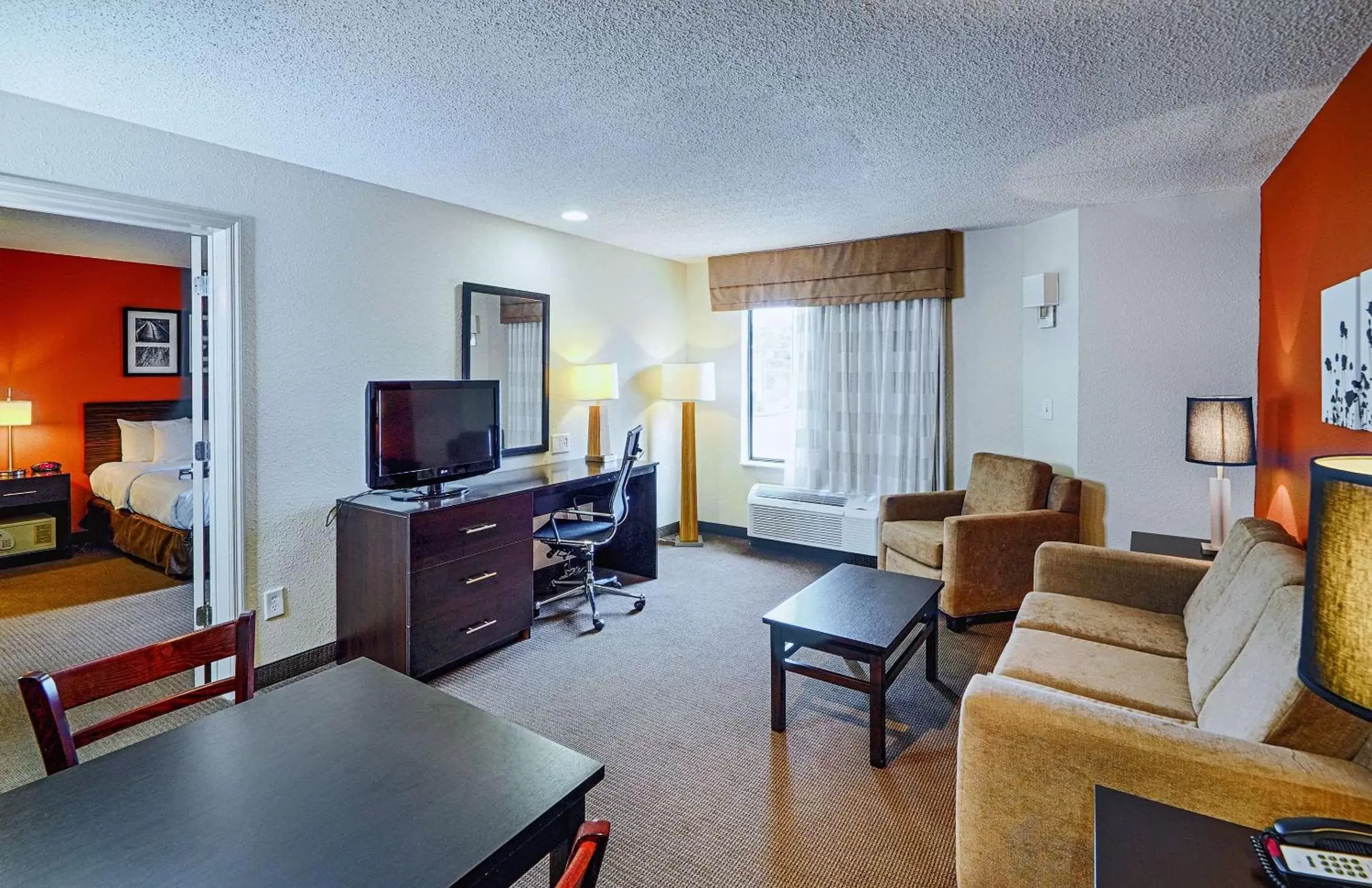 Bedroom, Seating Area in Sleep Inn & Suites Spring Lake - Fayetteville Near Fort Liberty