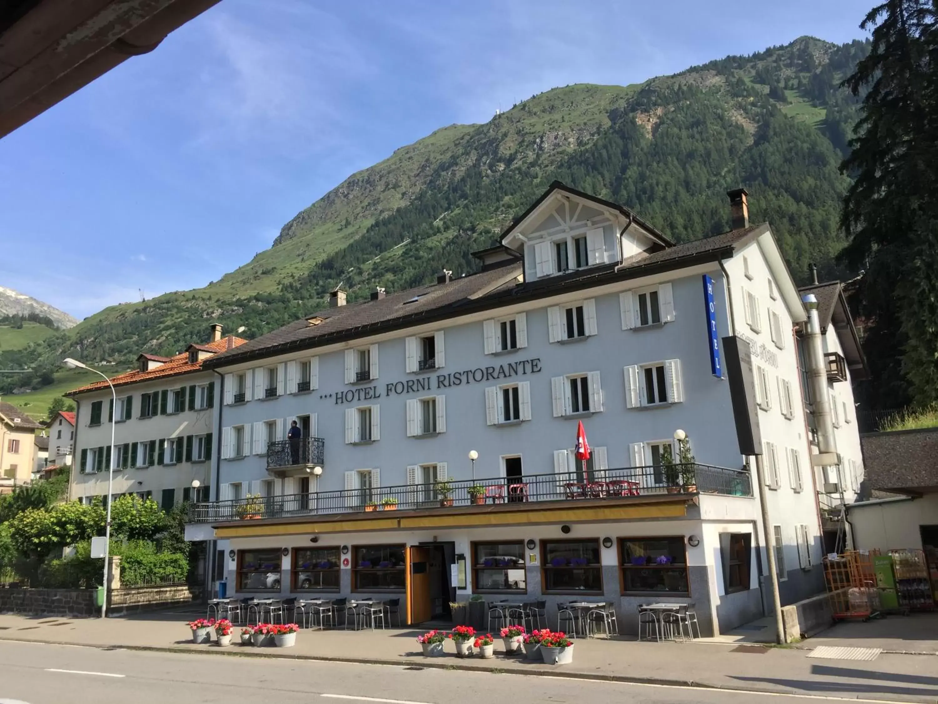 Facade/entrance, Property Building in Hotel & Restaurant Forni