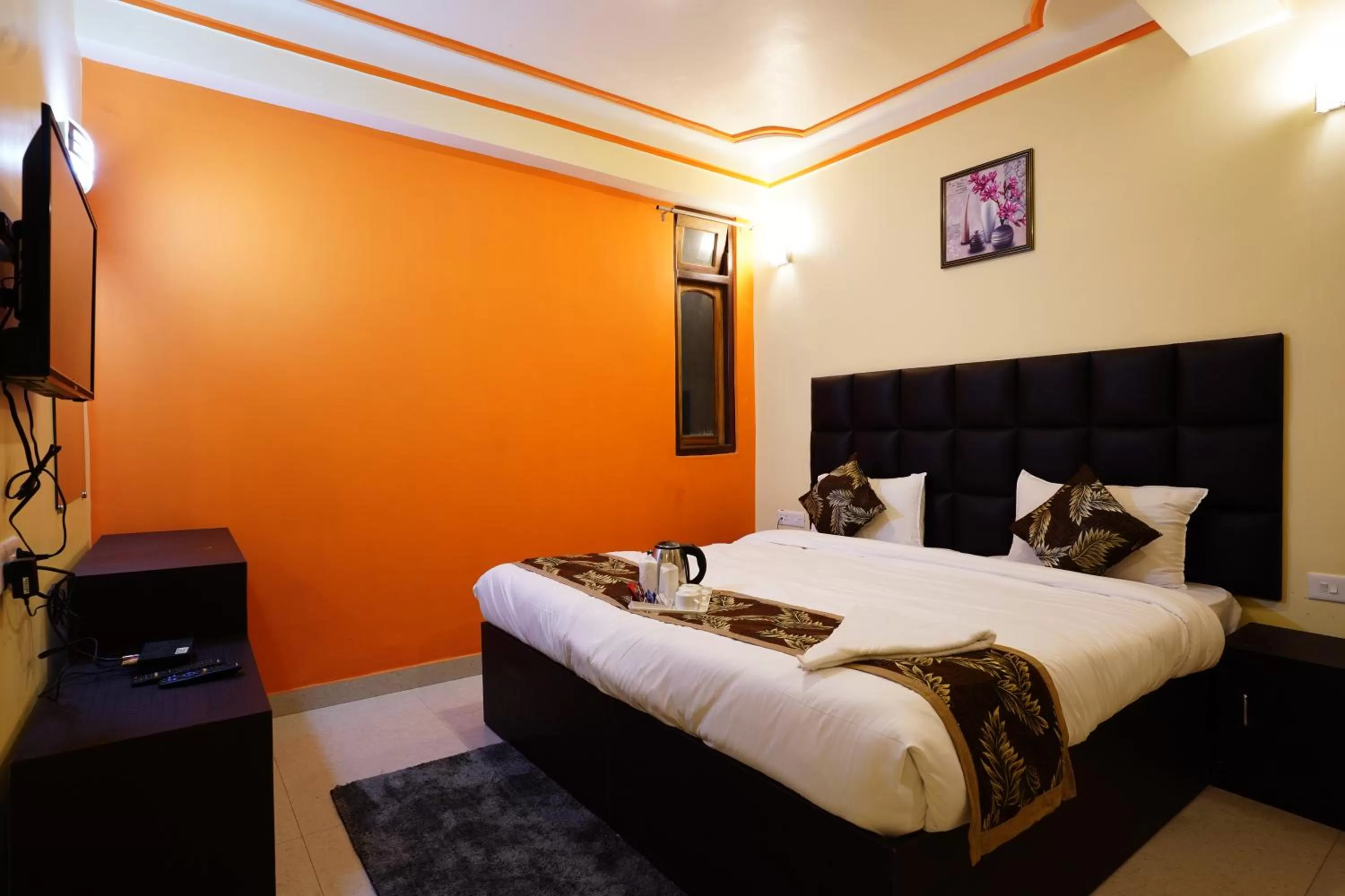 Bedroom, Bed in Hotel White Lotus Gangtok