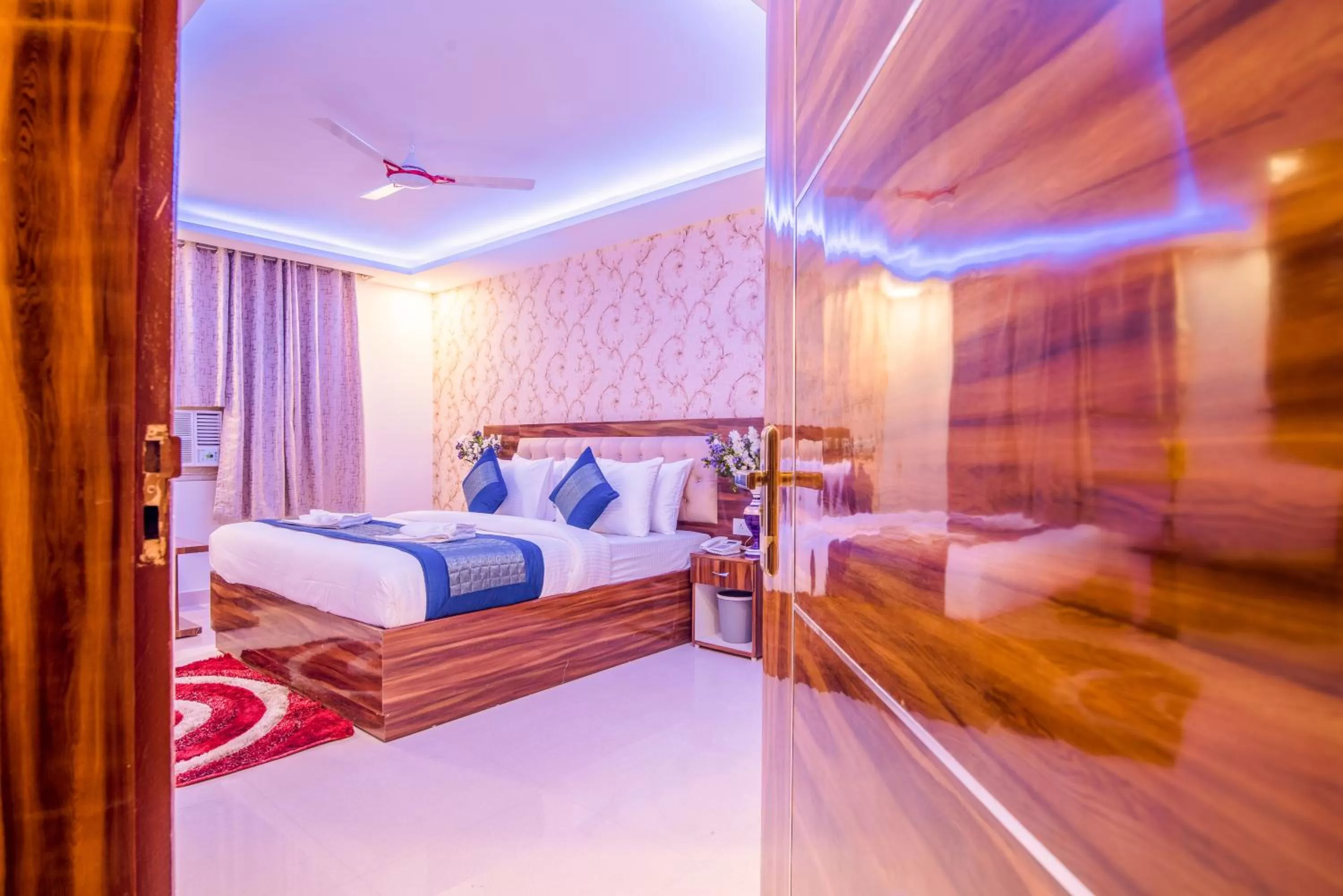 Bed in Hotel Festival Mahipalpur At Delhi Airport